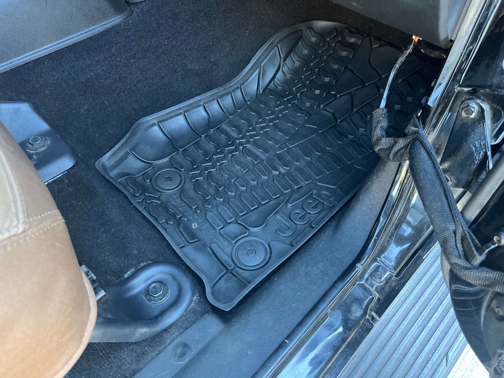 Used-2017-Jeep-Wrangler-Unlimited-75th-Anniversary-Edition