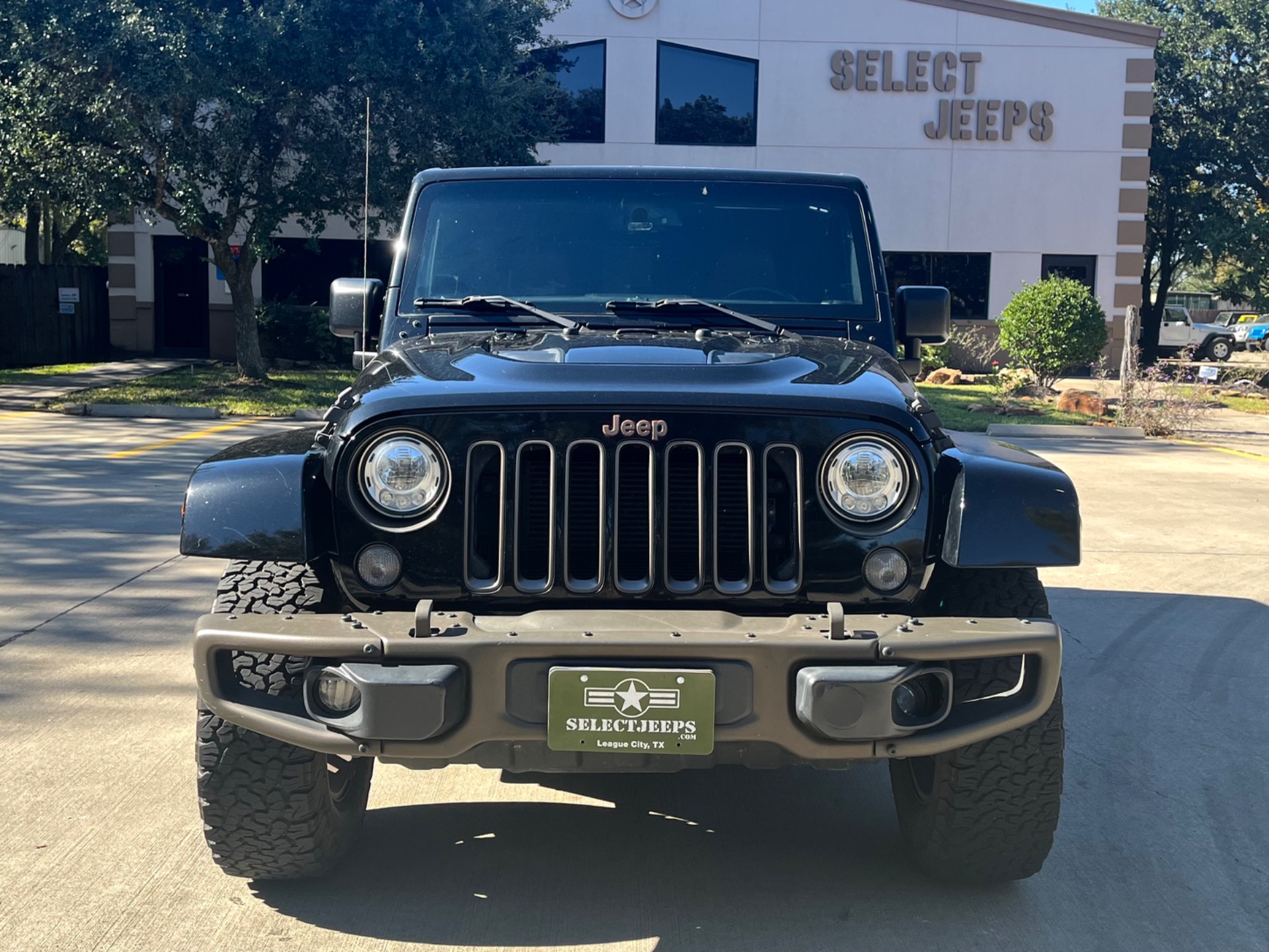 Used-2017-Jeep-Wrangler-Unlimited-75th-Anniversary-Edition