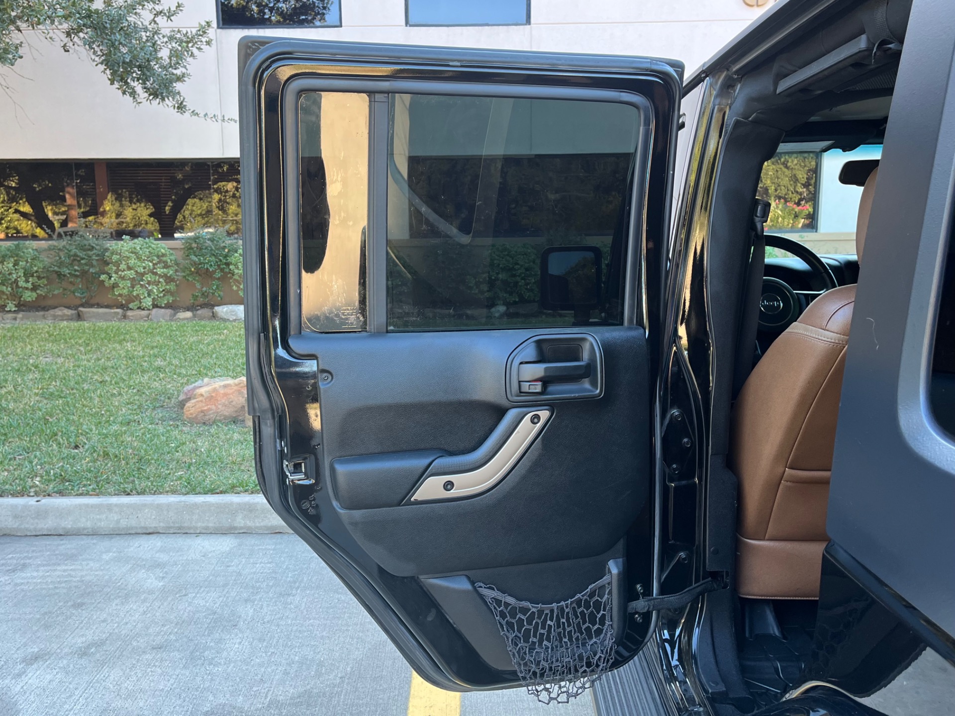 Used-2017-Jeep-Wrangler-Unlimited-75th-Anniversary-Edition