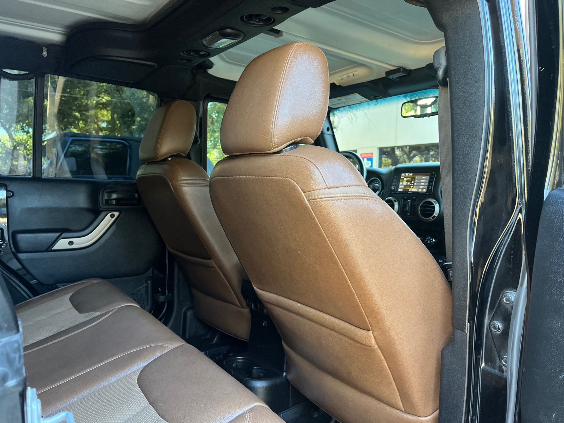 Used-2017-Jeep-Wrangler-Unlimited-75th-Anniversary-Edition