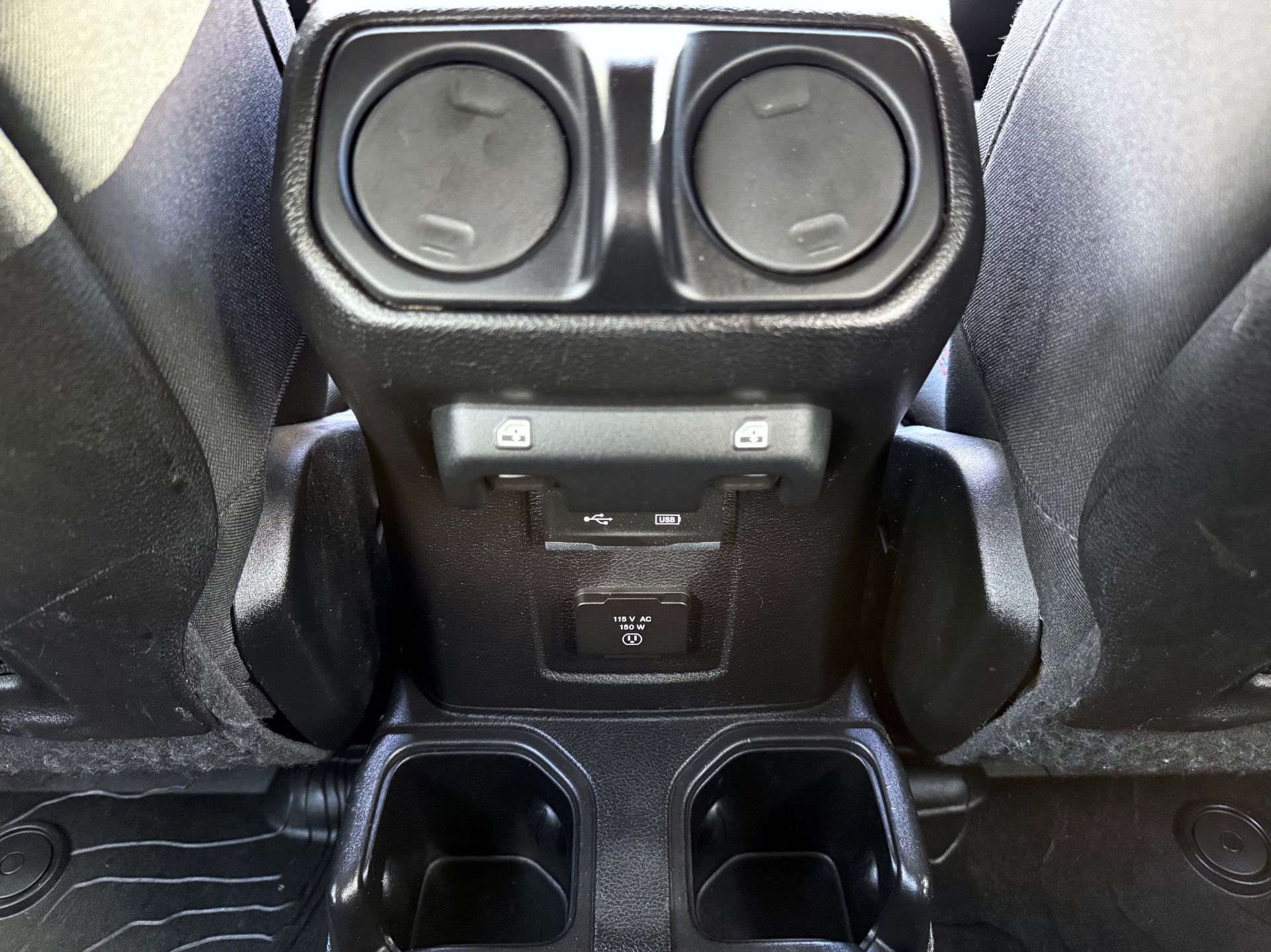 Used-2018-Jeep-Wrangler-Unlimited-Rubicon