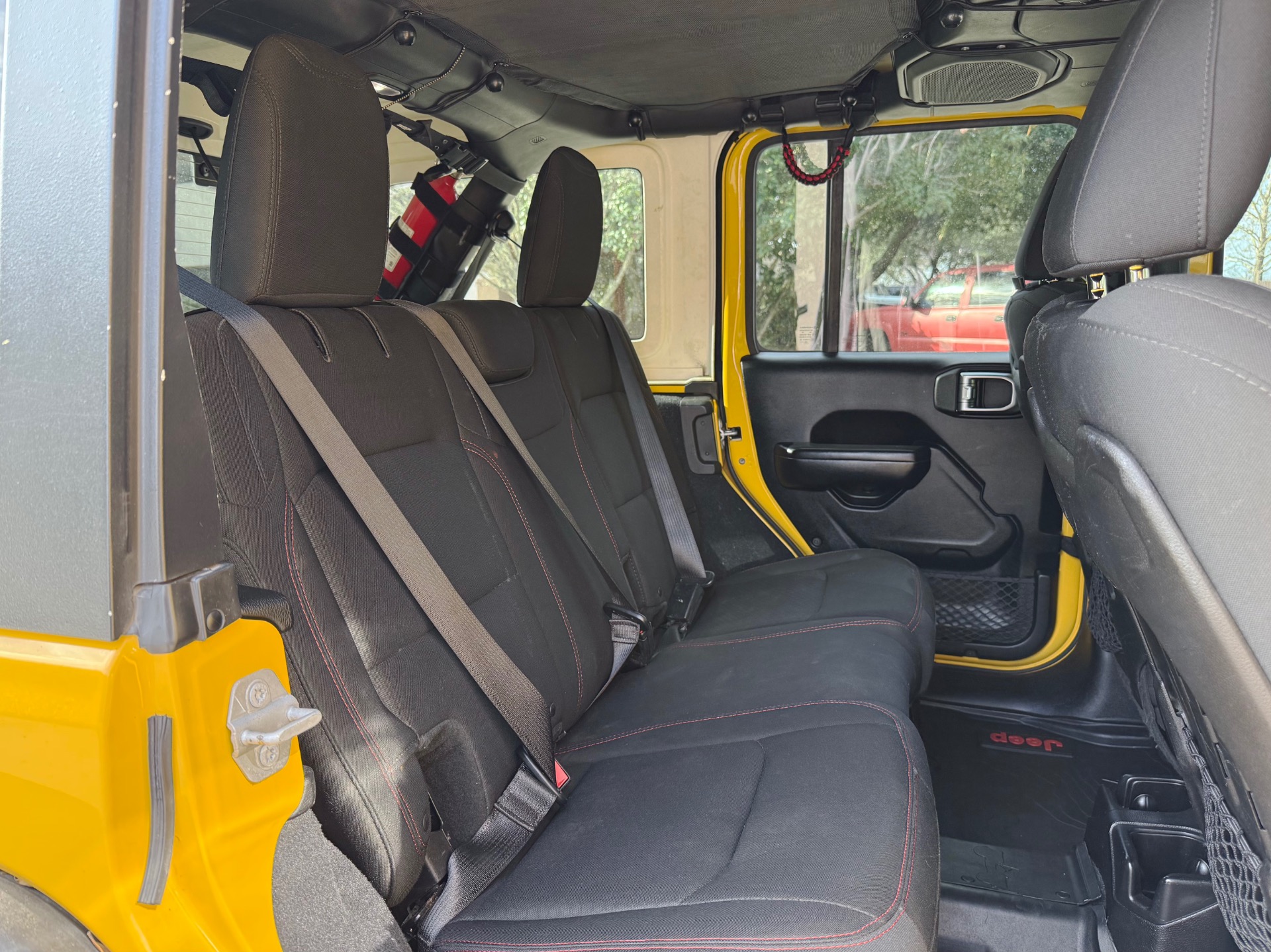 Used-2018-Jeep-Wrangler-Unlimited-Rubicon