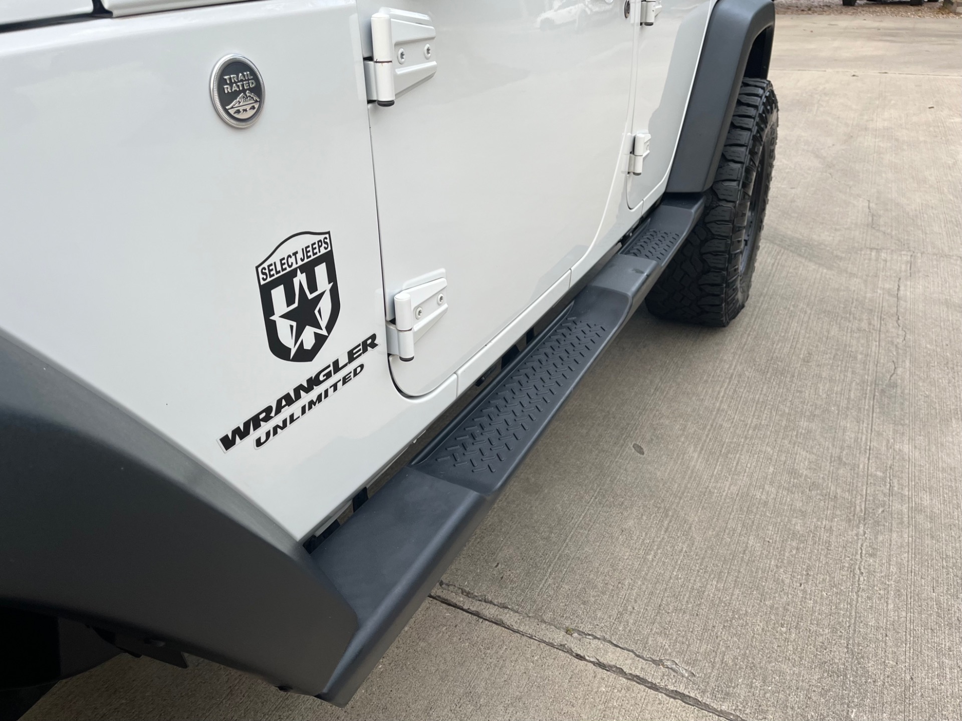 Used-2016-Jeep-Wrangler-Unlimited-Rubicon