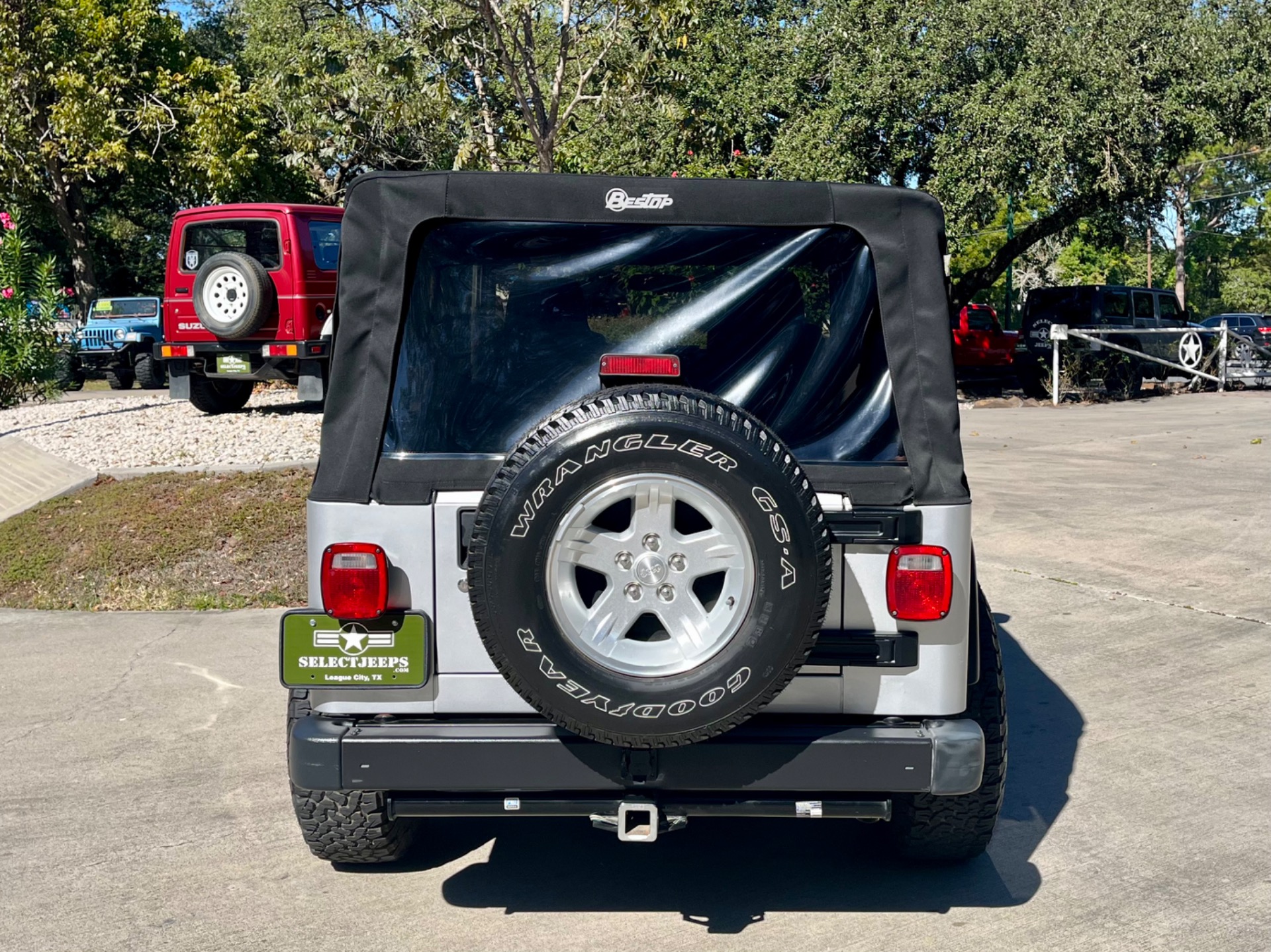 Used-2006-Jeep-Wrangler-Unlimited