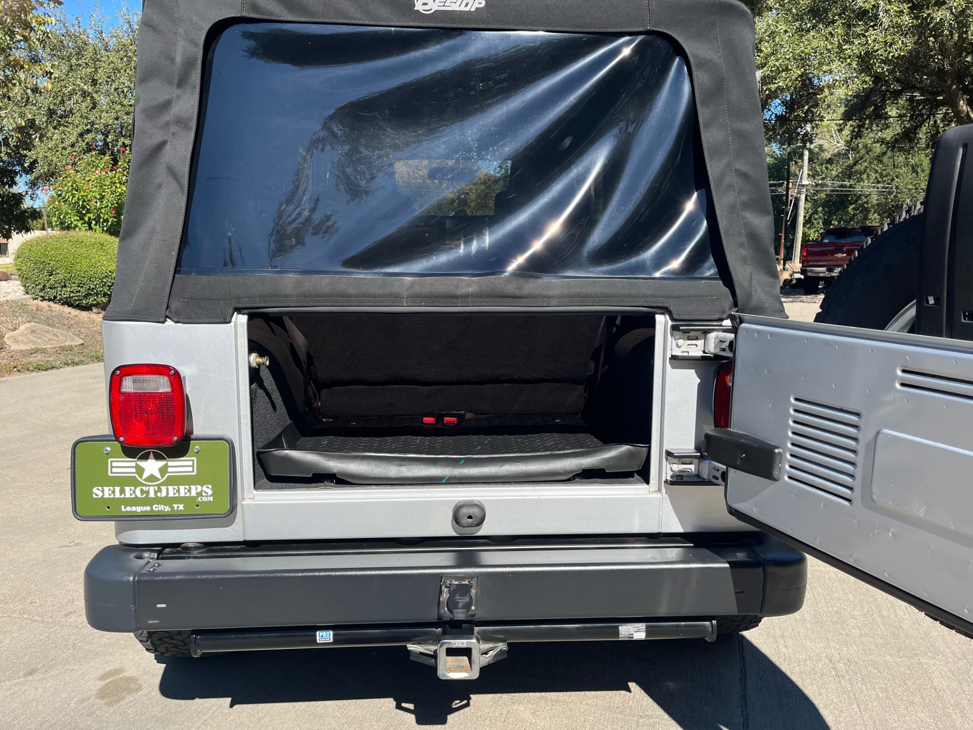 Used-2006-Jeep-Wrangler-Unlimited