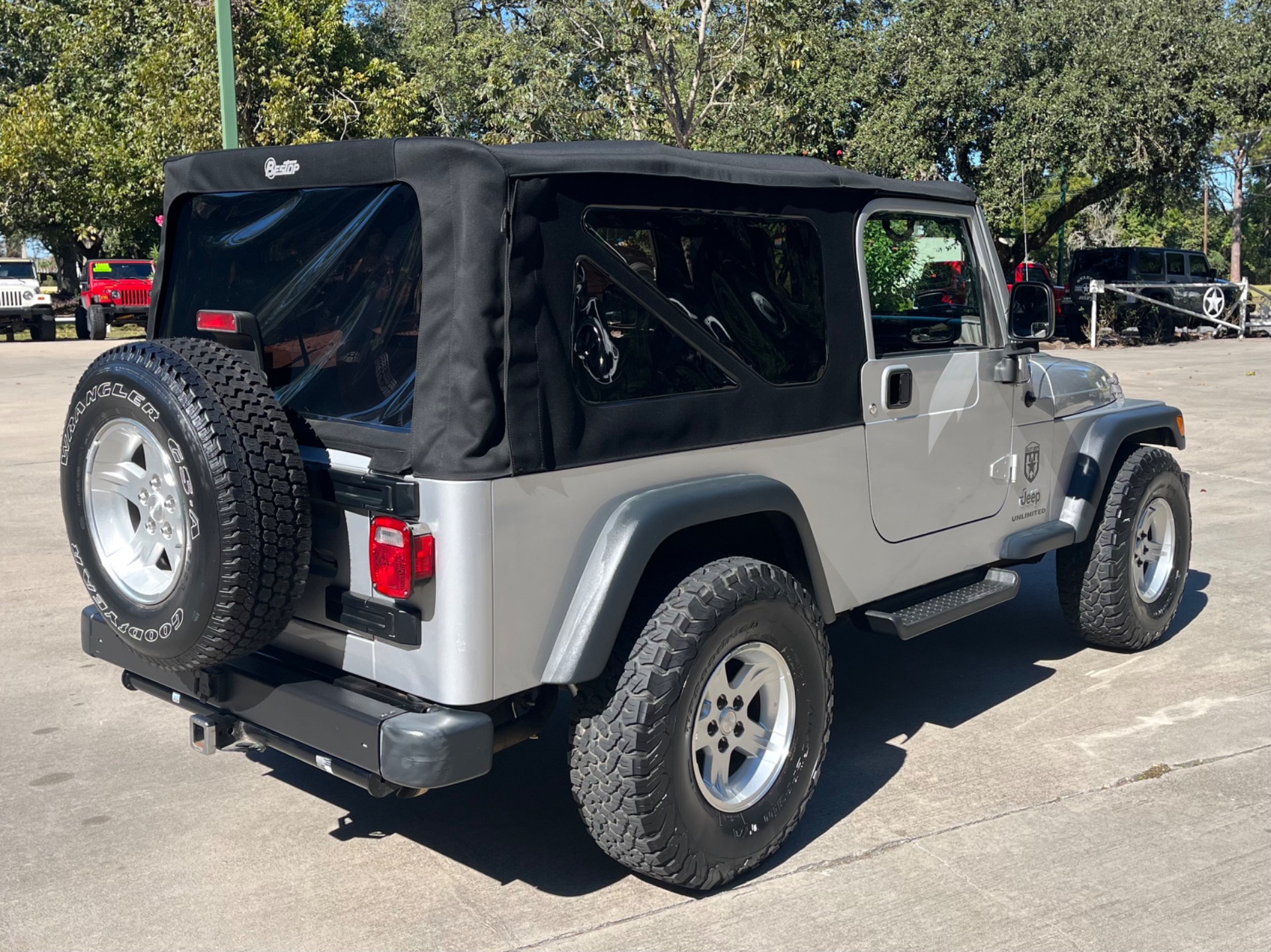 Used-2006-Jeep-Wrangler-Unlimited