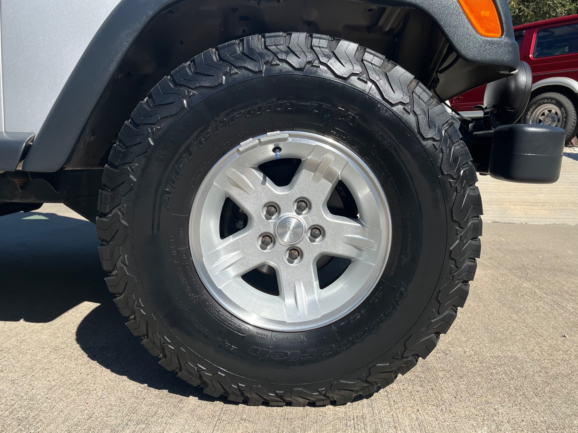 Used-2006-Jeep-Wrangler-Unlimited