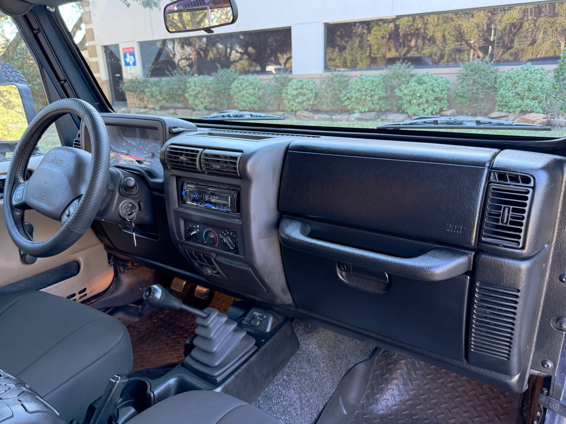 Used-2002-Jeep-Wrangler-Sport