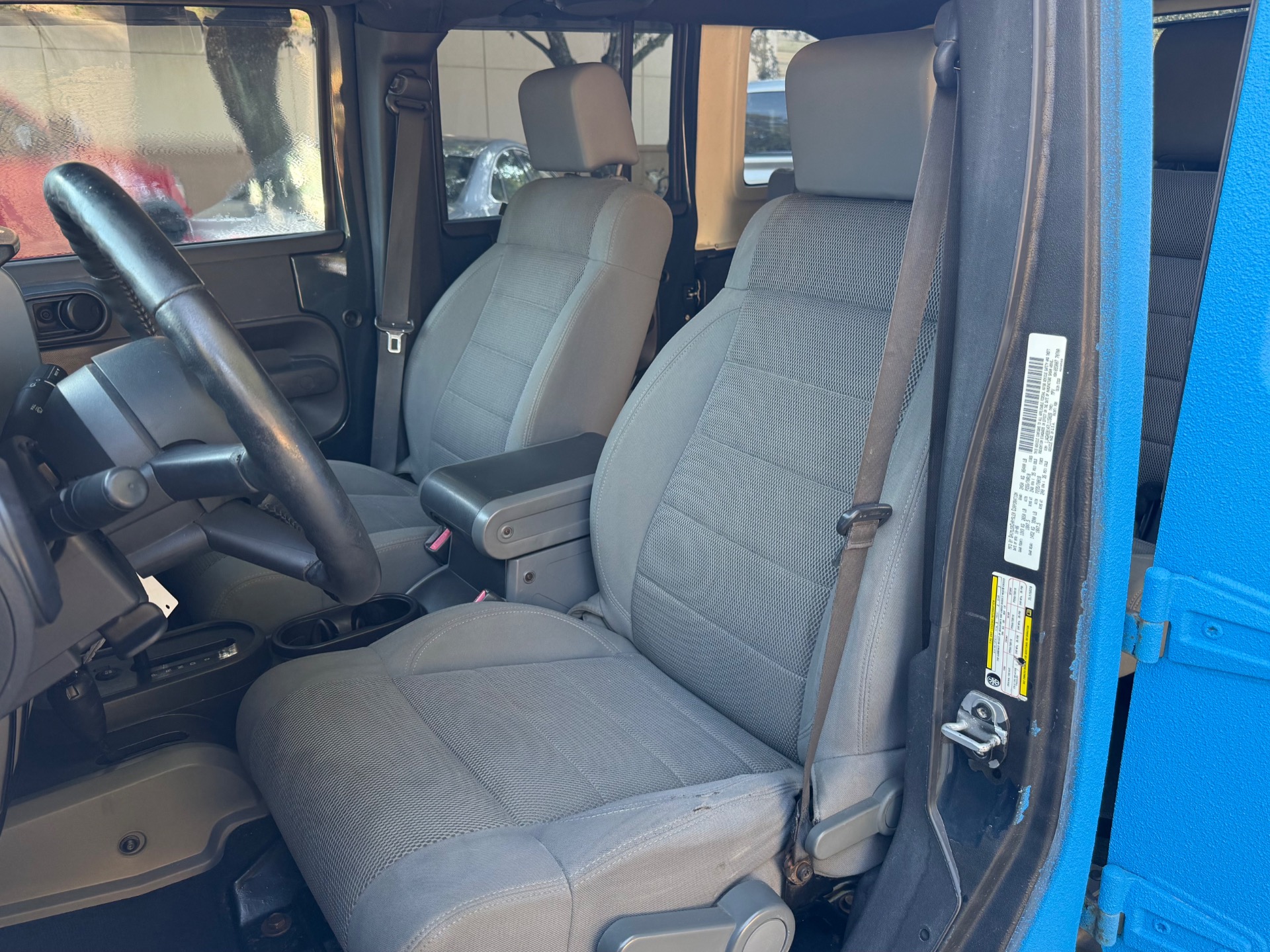 Used-2007-Jeep-Wrangler-Unlimited-Sahara