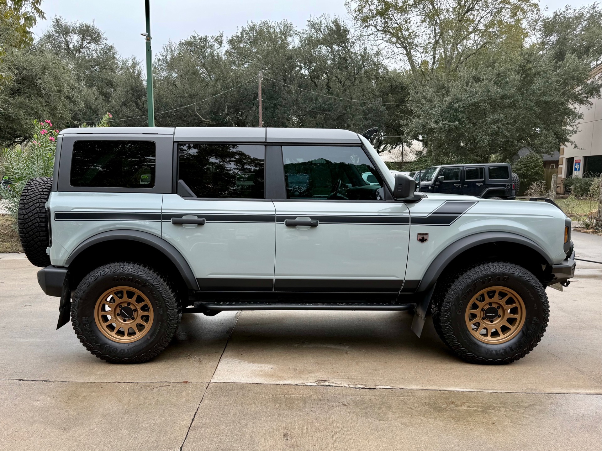 Used-2023-Ford-Bronco-Big-Bend-Advanced