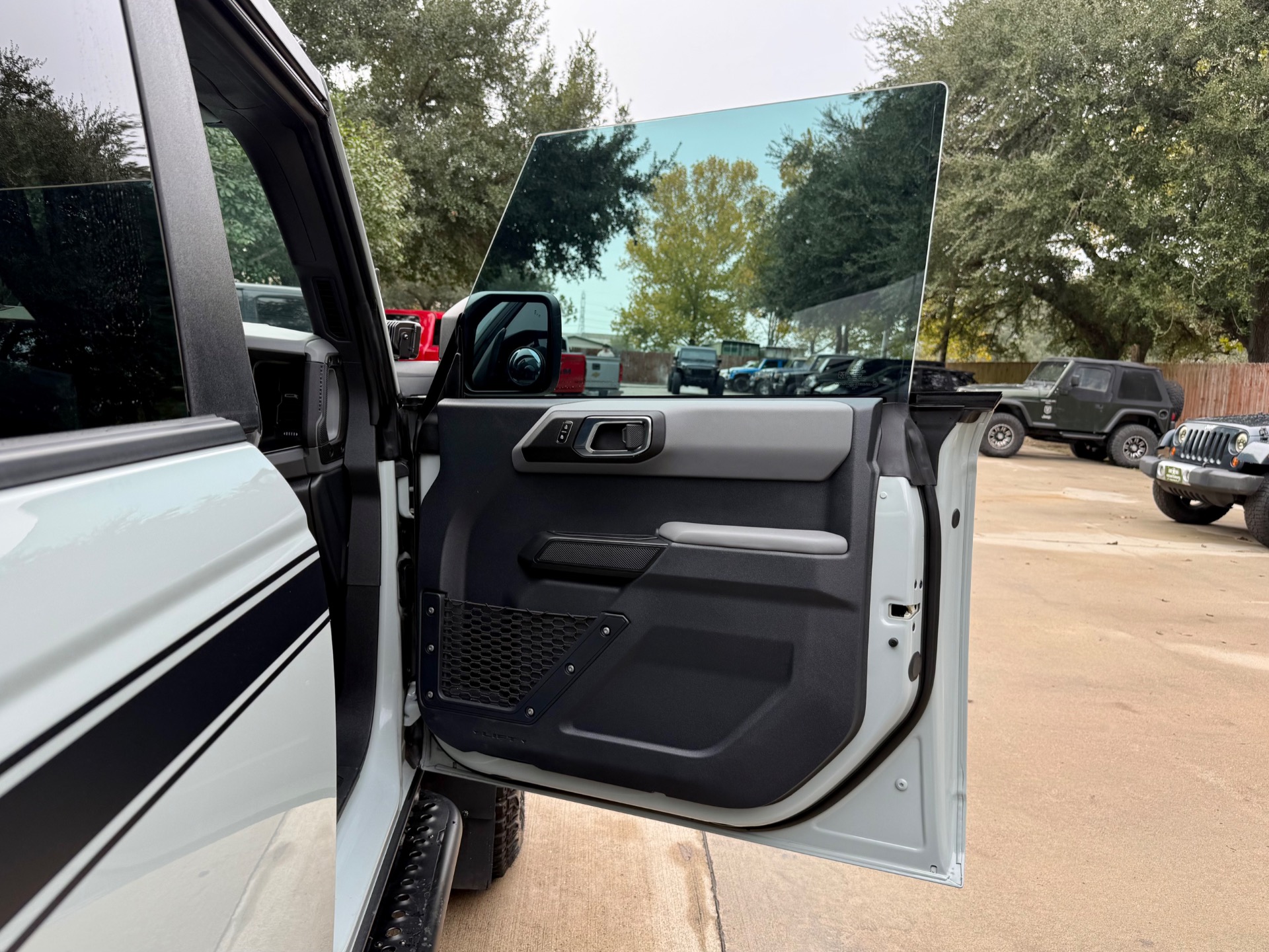 Used-2023-Ford-Bronco-Big-Bend-Advanced