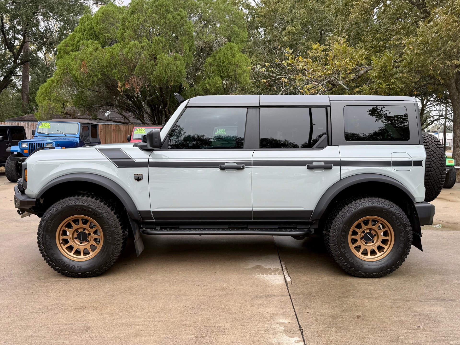 Used-2023-Ford-Bronco-Big-Bend-Advanced