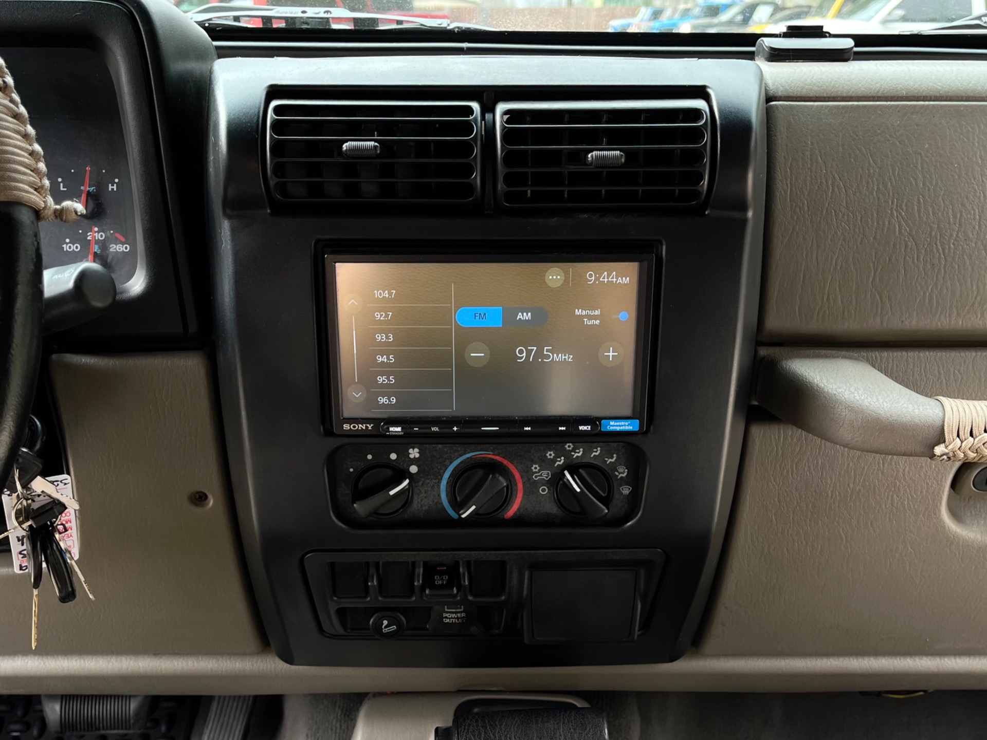 Used-2003-Jeep-Wrangler-Sport