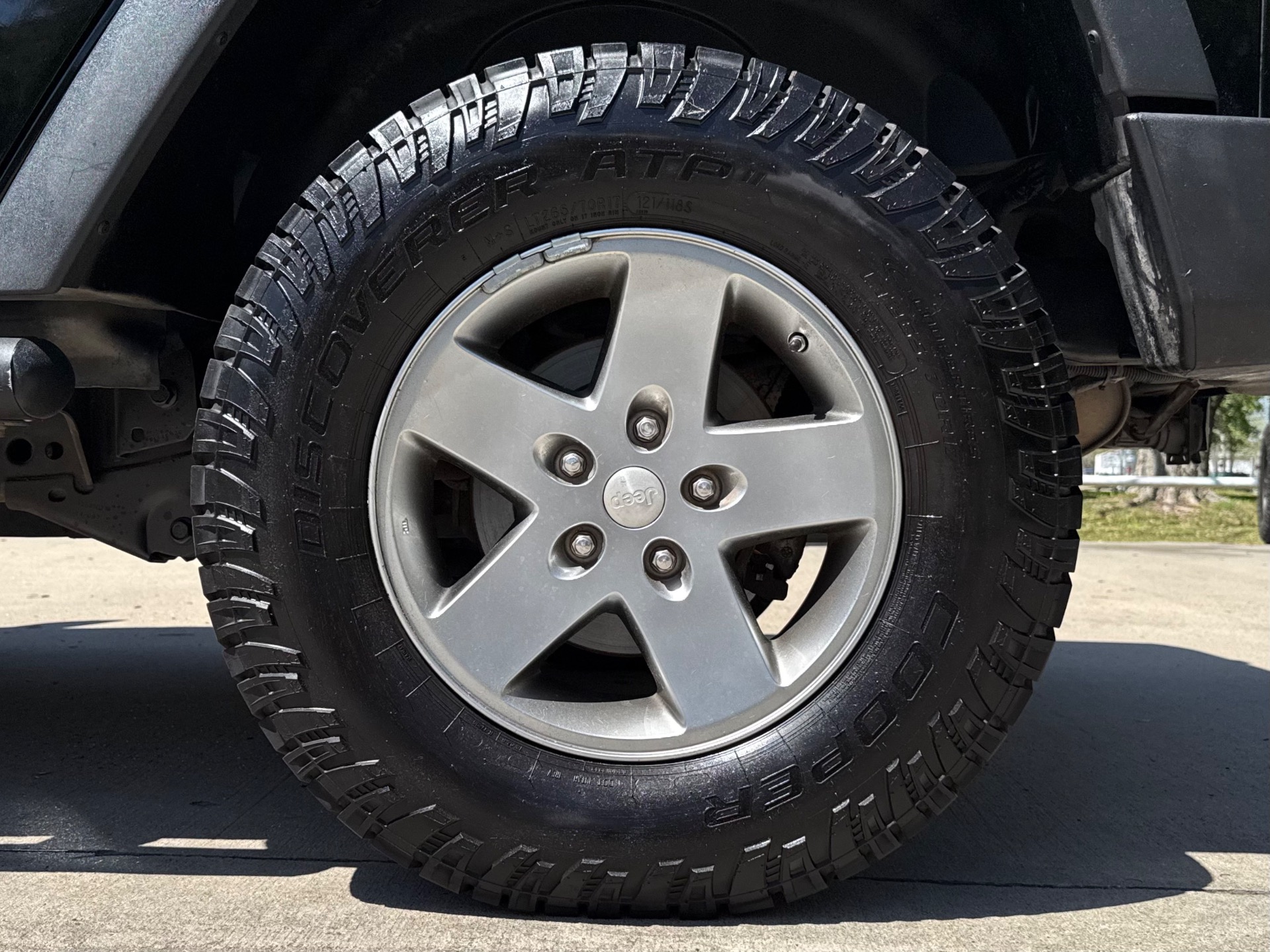 Used-2011-Jeep-Wrangler-Unlimited-Rubicon