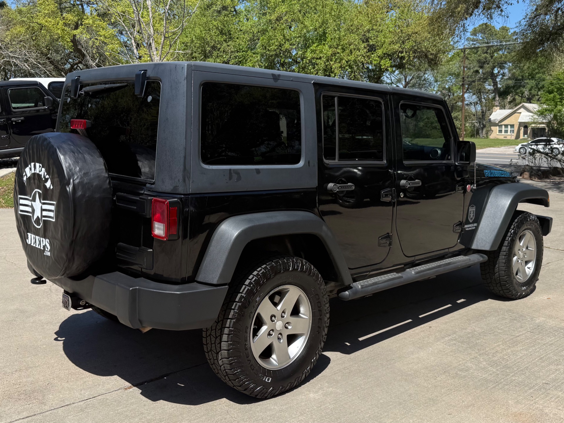 Used-2011-Jeep-Wrangler-Unlimited-Rubicon
