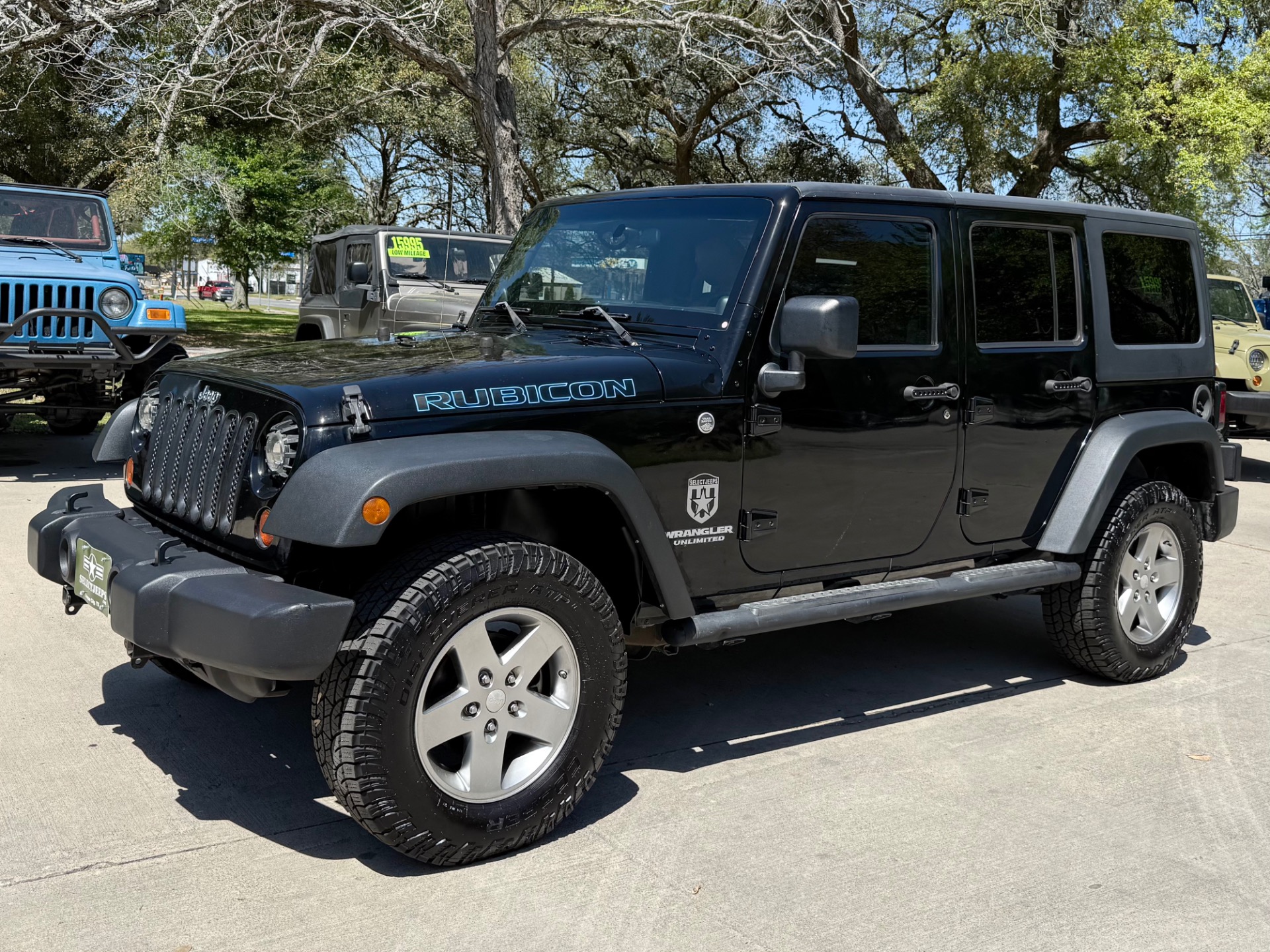 Used-2011-Jeep-Wrangler-Unlimited-Rubicon