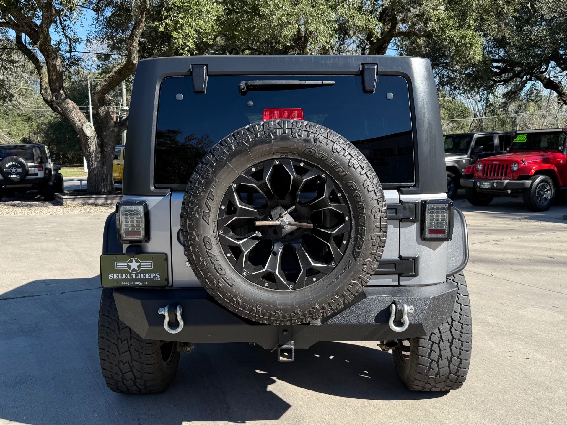 Used-2017-Jeep-Wrangler-Unlimited-Sport