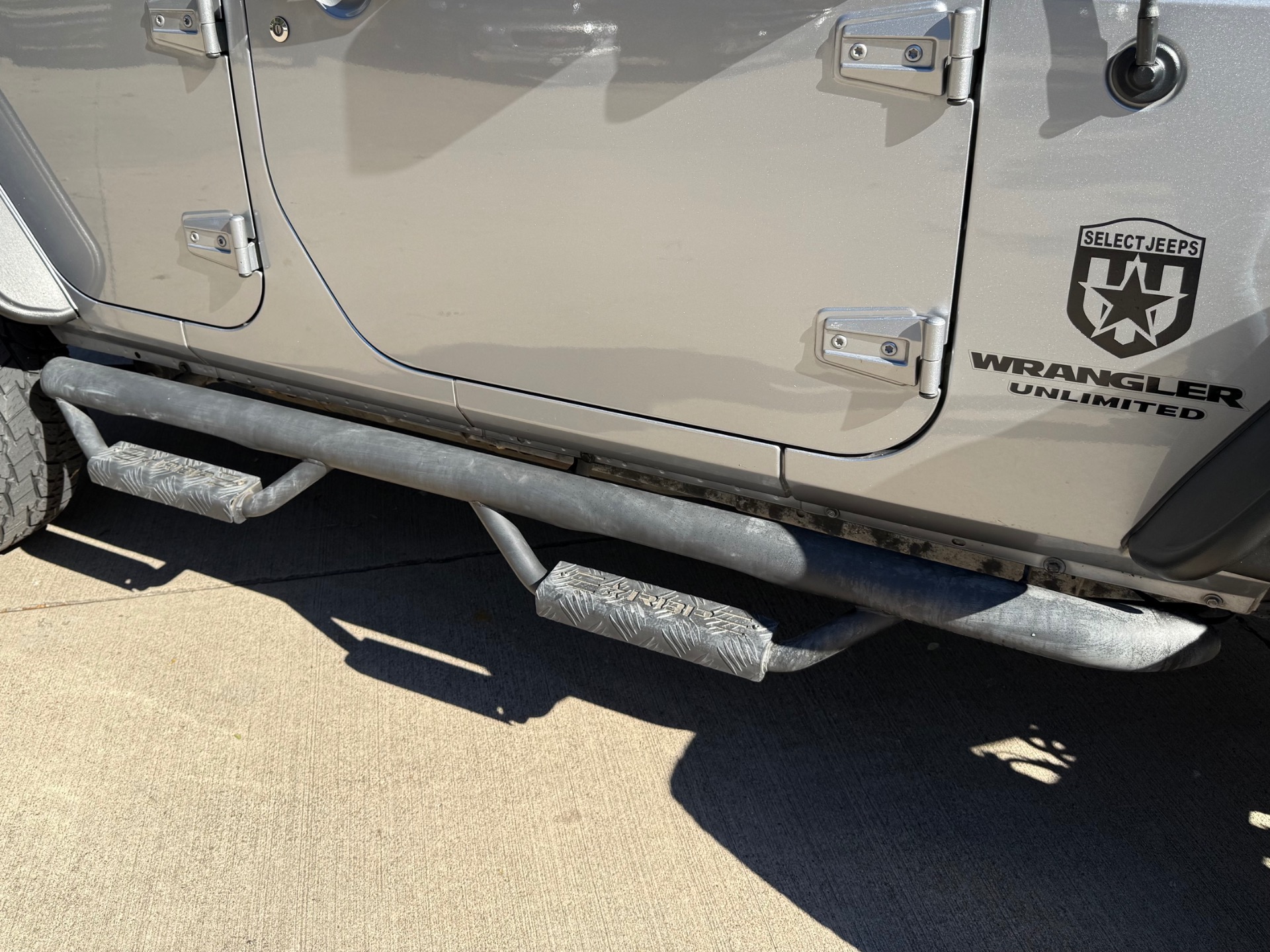 Used-2017-Jeep-Wrangler-Unlimited-Sport