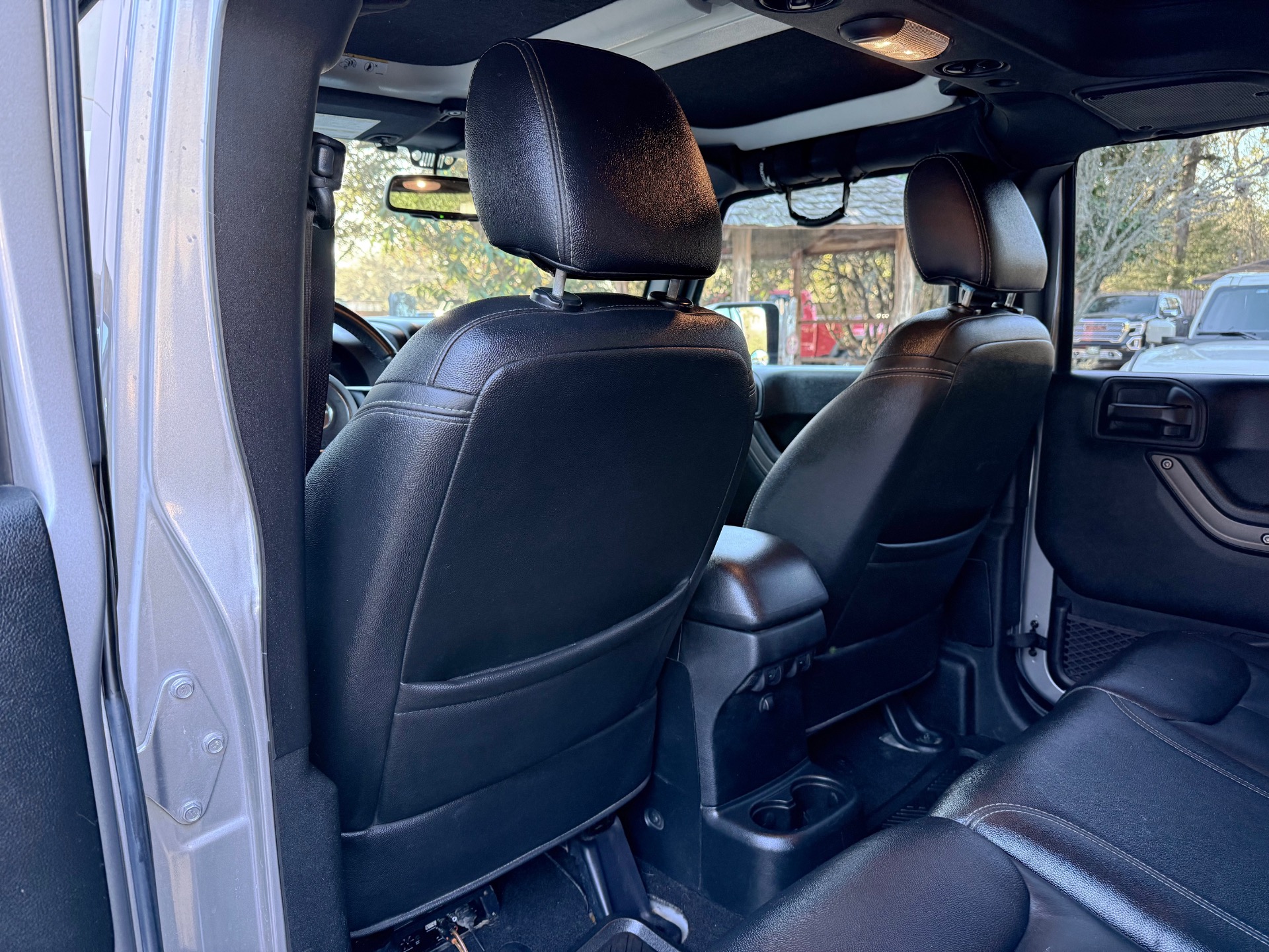 Used-2017-Jeep-Wrangler-Unlimited-Sport