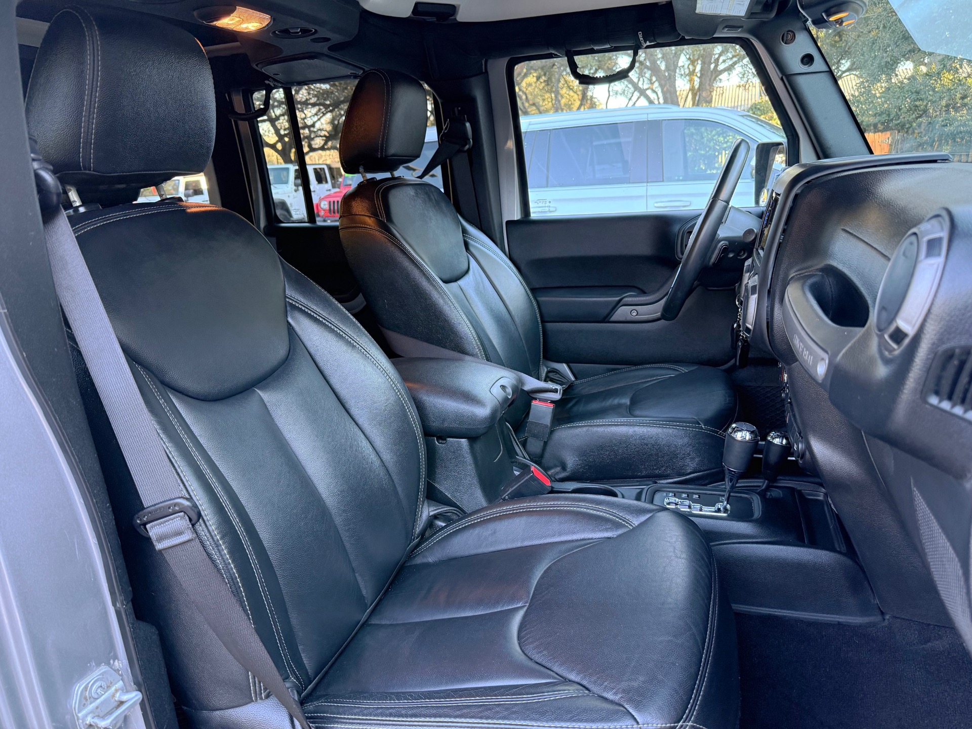 Used-2017-Jeep-Wrangler-Unlimited-Sport