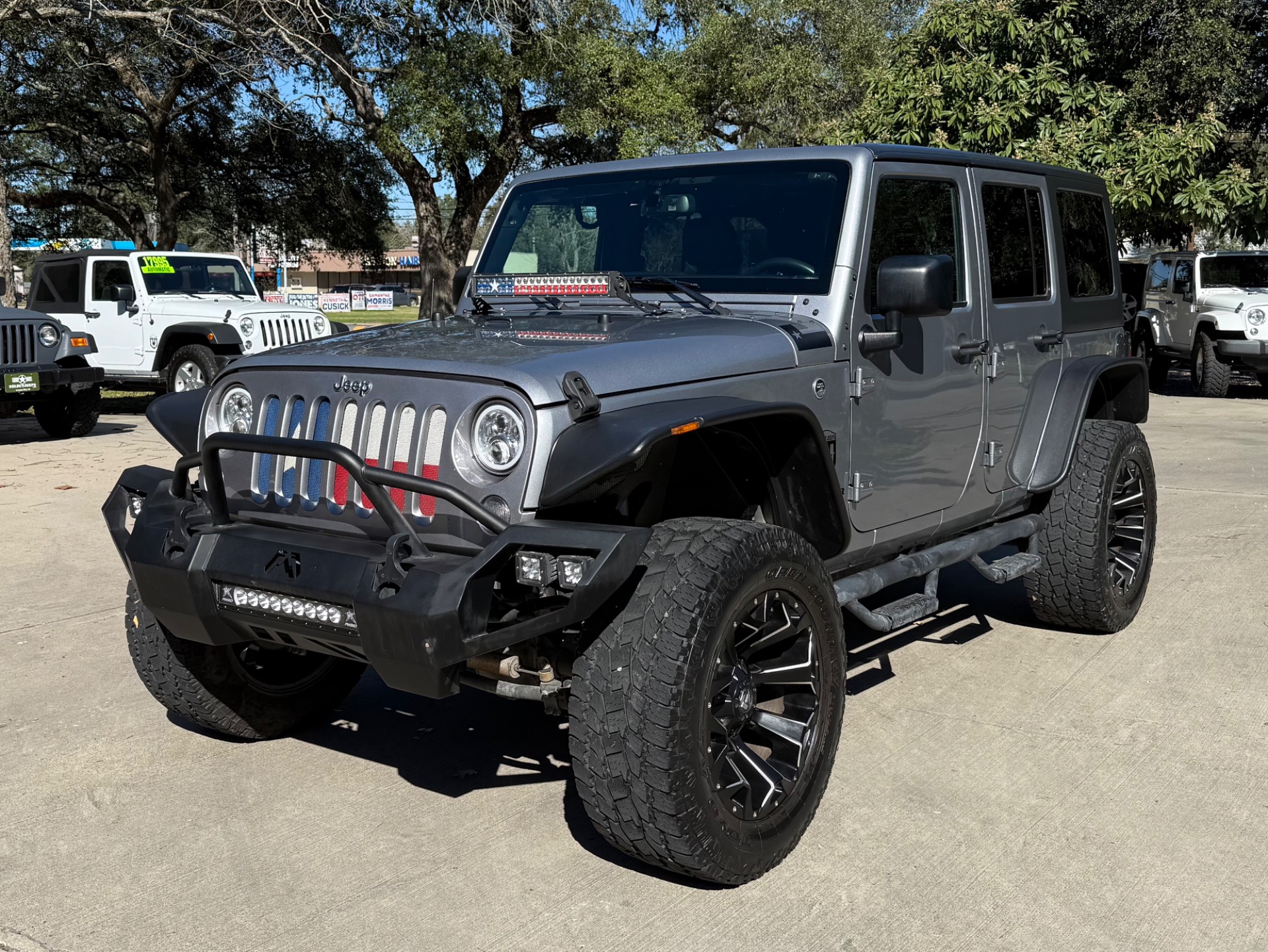 Used-2017-Jeep-Wrangler-Unlimited-Sport