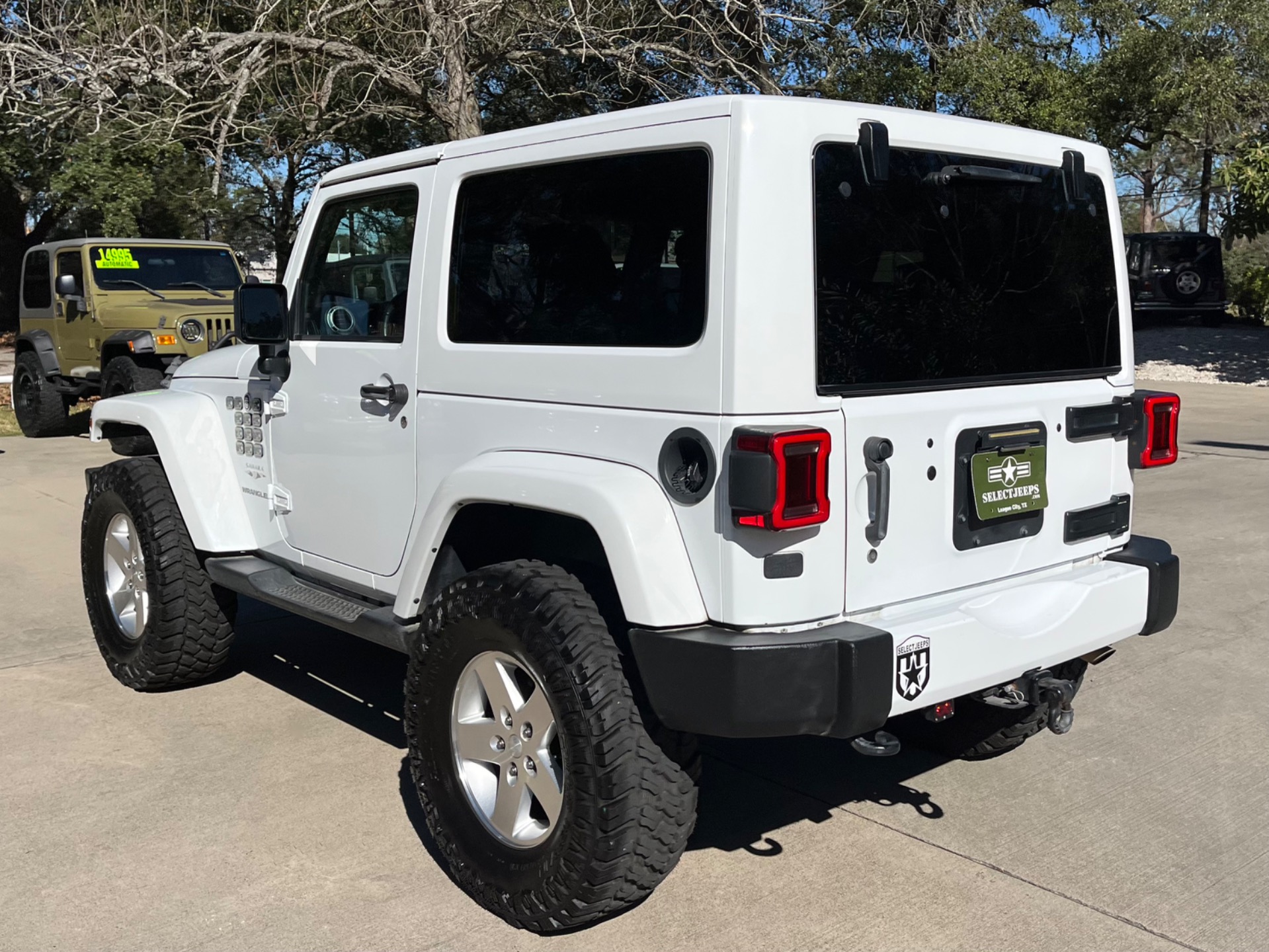 Used-2016-Jeep-Wrangler-Sahara