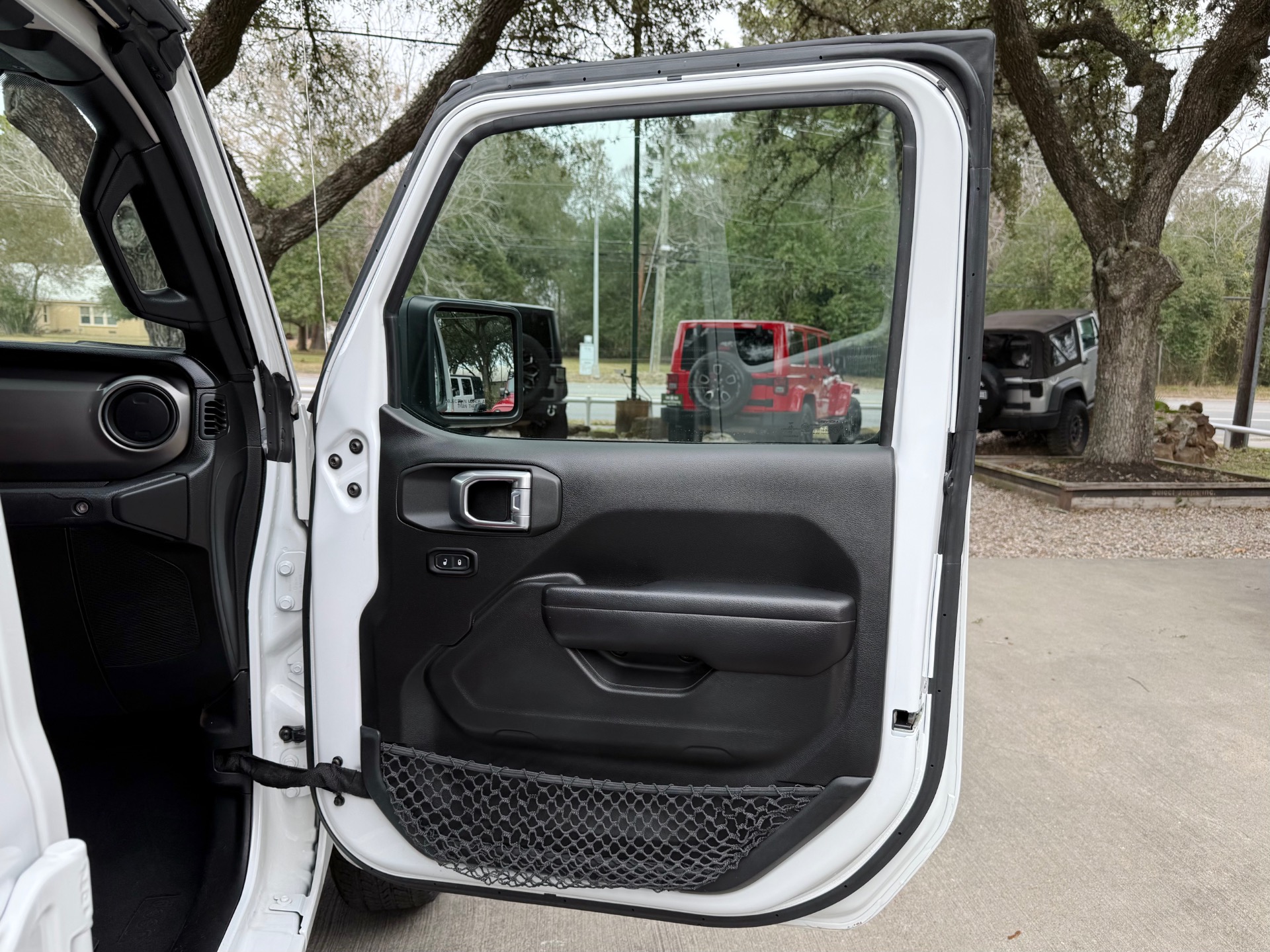 Used-2021-Jeep-Gladiator-Sport-S