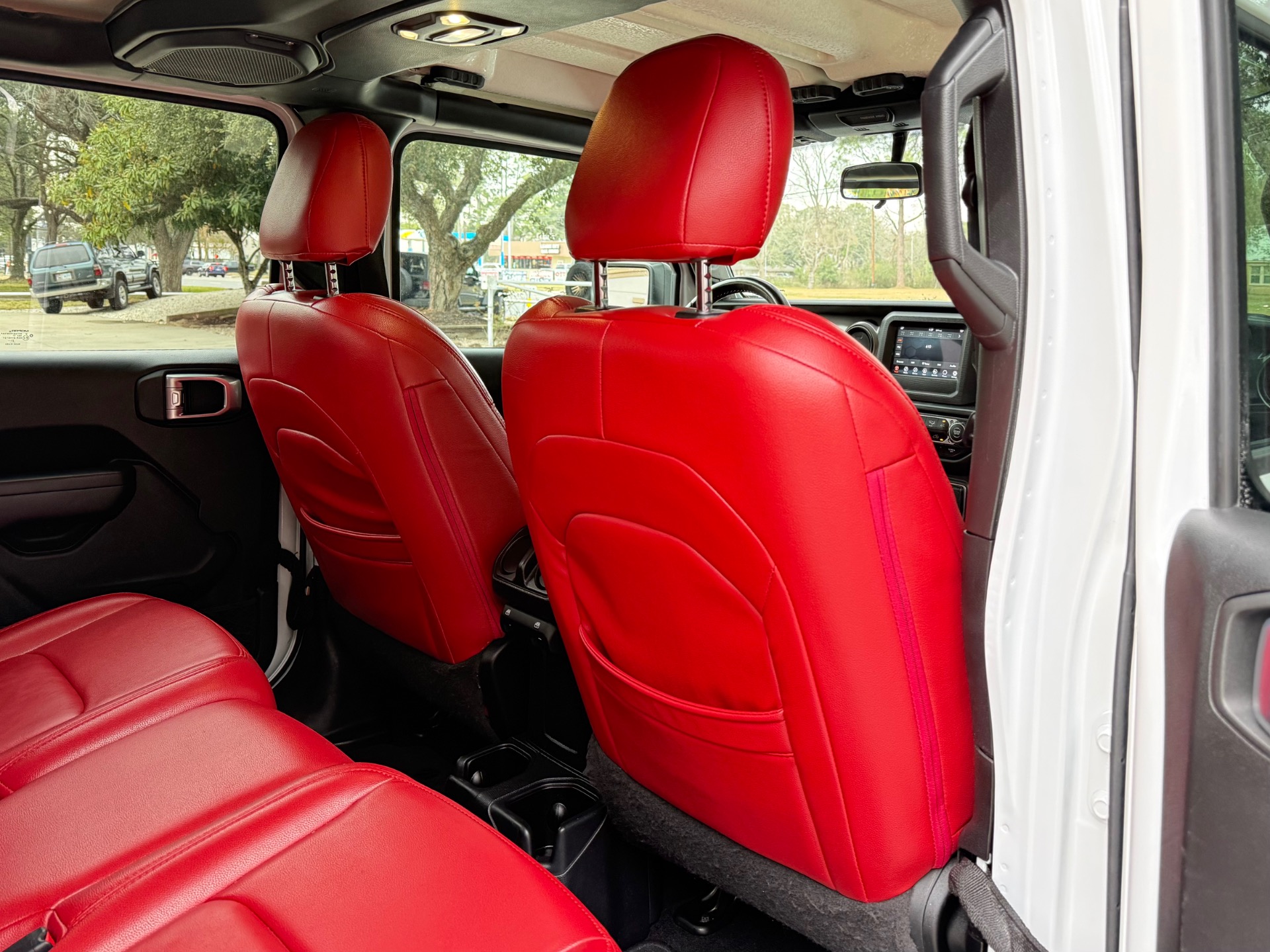 Used-2021-Jeep-Gladiator-Sport-S