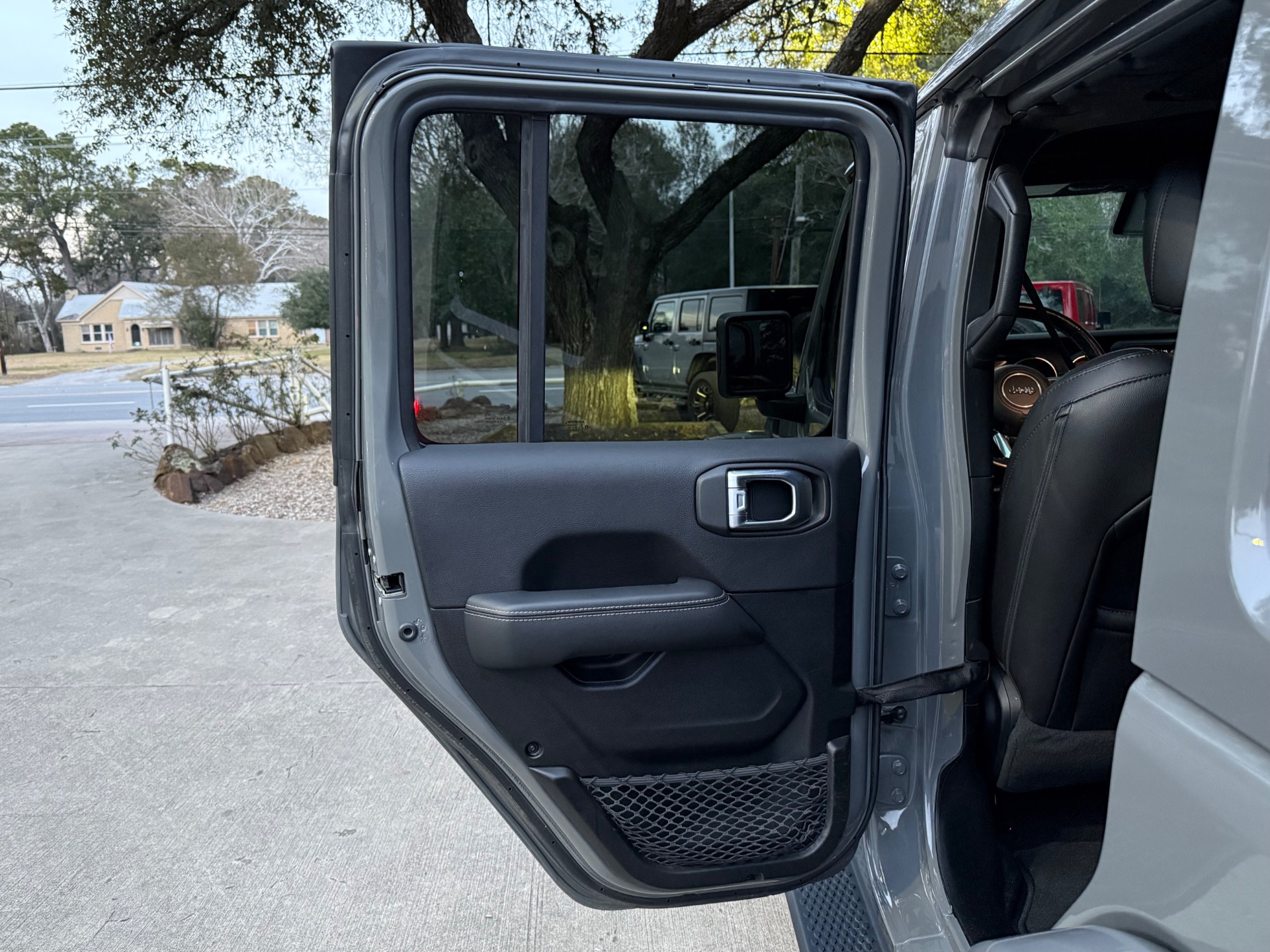 Used-2023-Jeep-Wrangler-Sahara-4xe