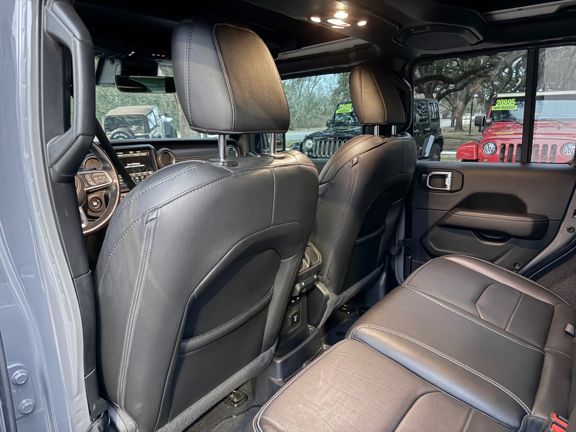 Used-2023-Jeep-Wrangler-Sahara-4xe