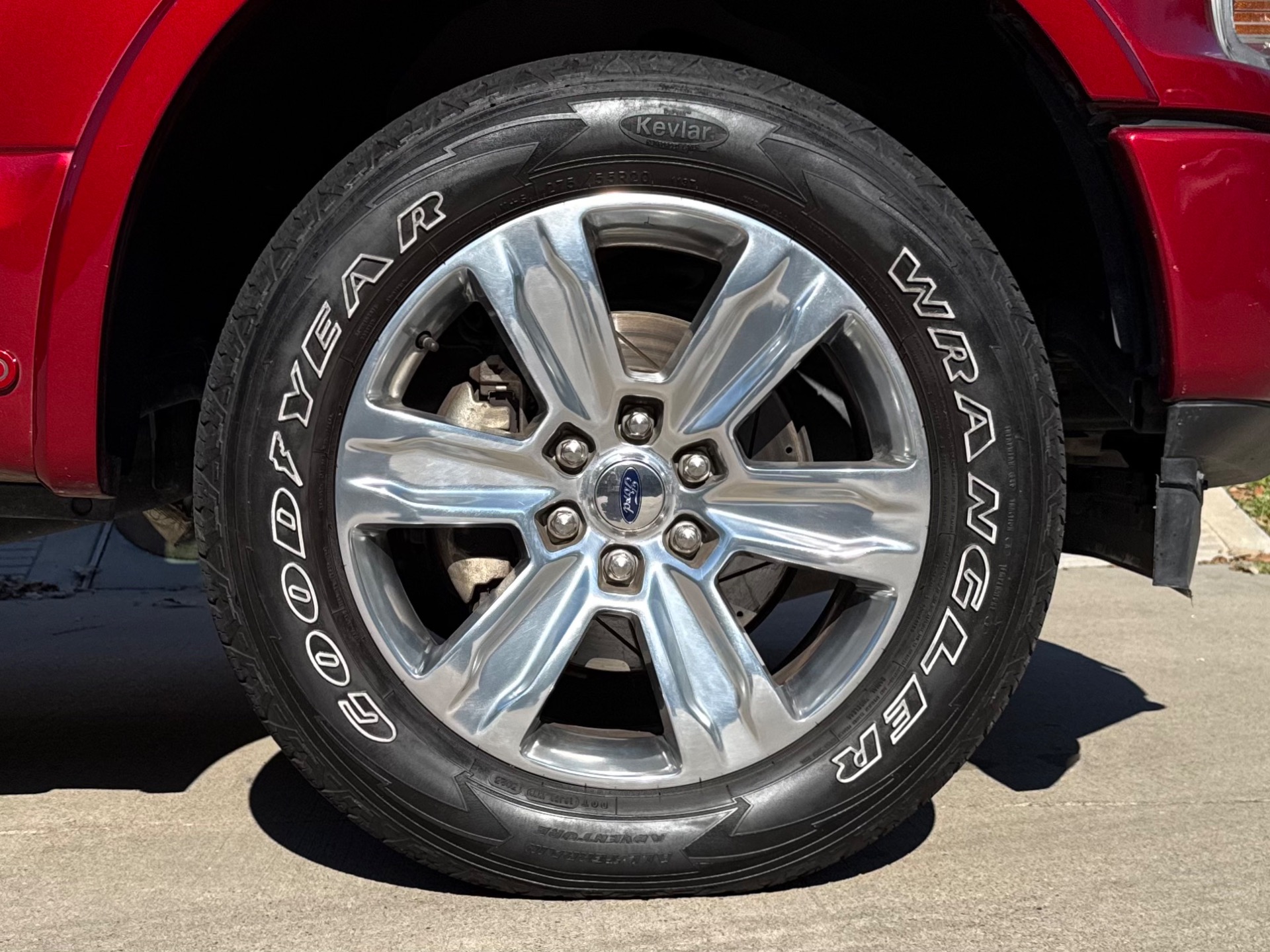 Used-2018-Ford-F-150-Platinum