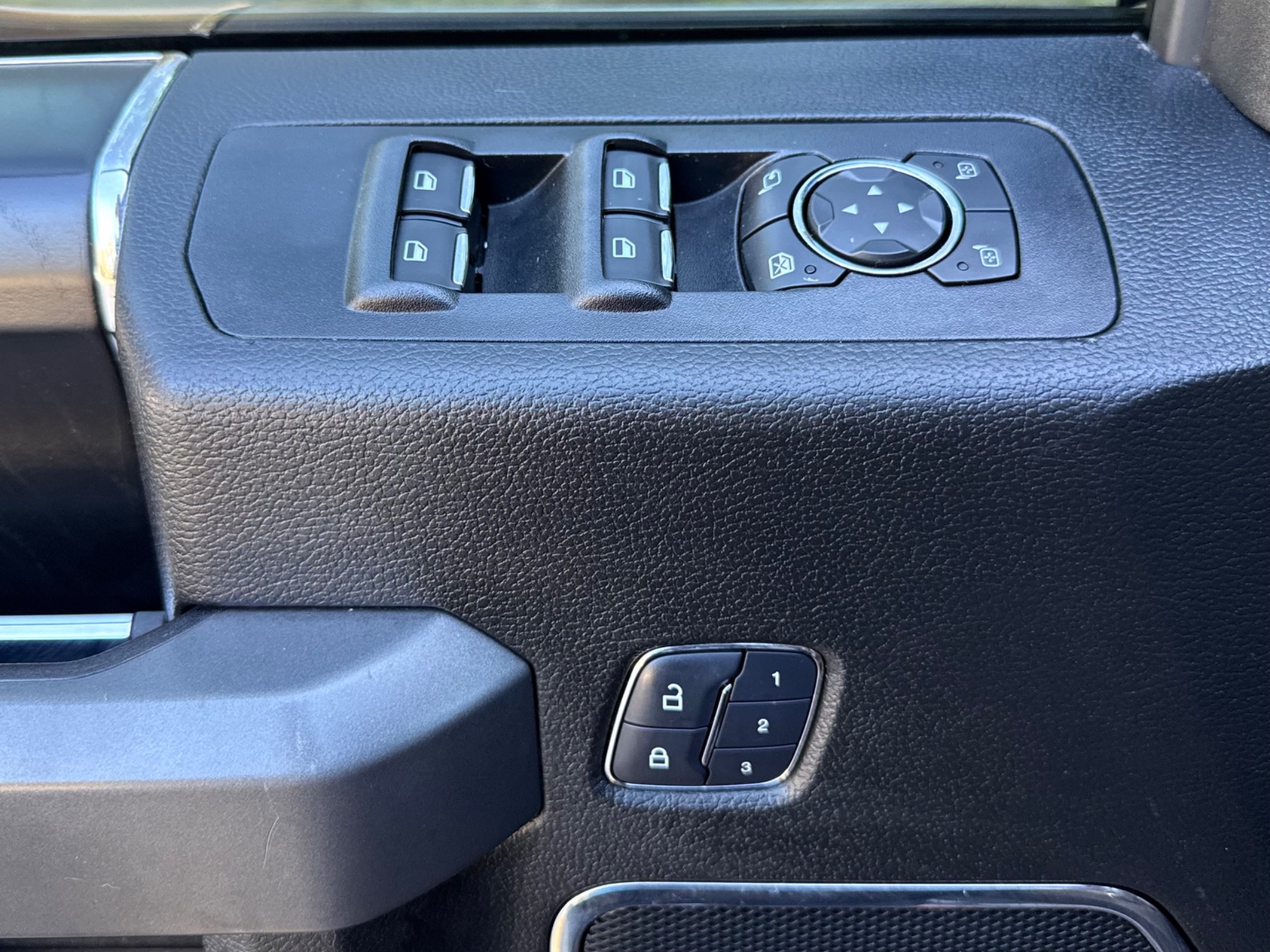 Used-2018-Ford-F-150-Platinum