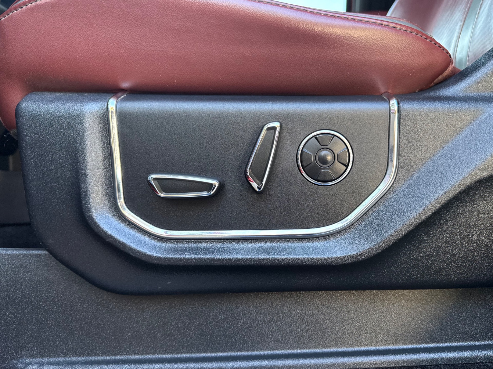 Used-2018-Ford-F-150-Platinum