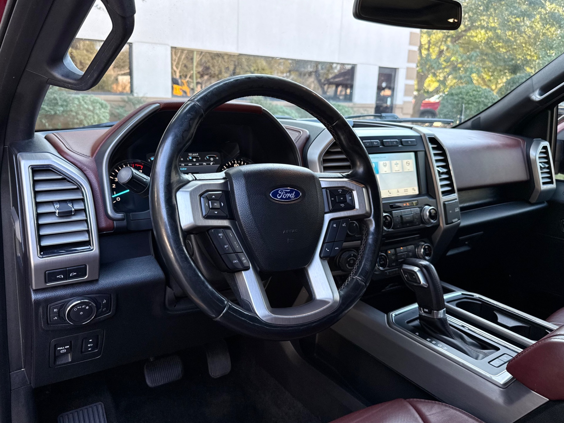 Used-2018-Ford-F-150-Platinum