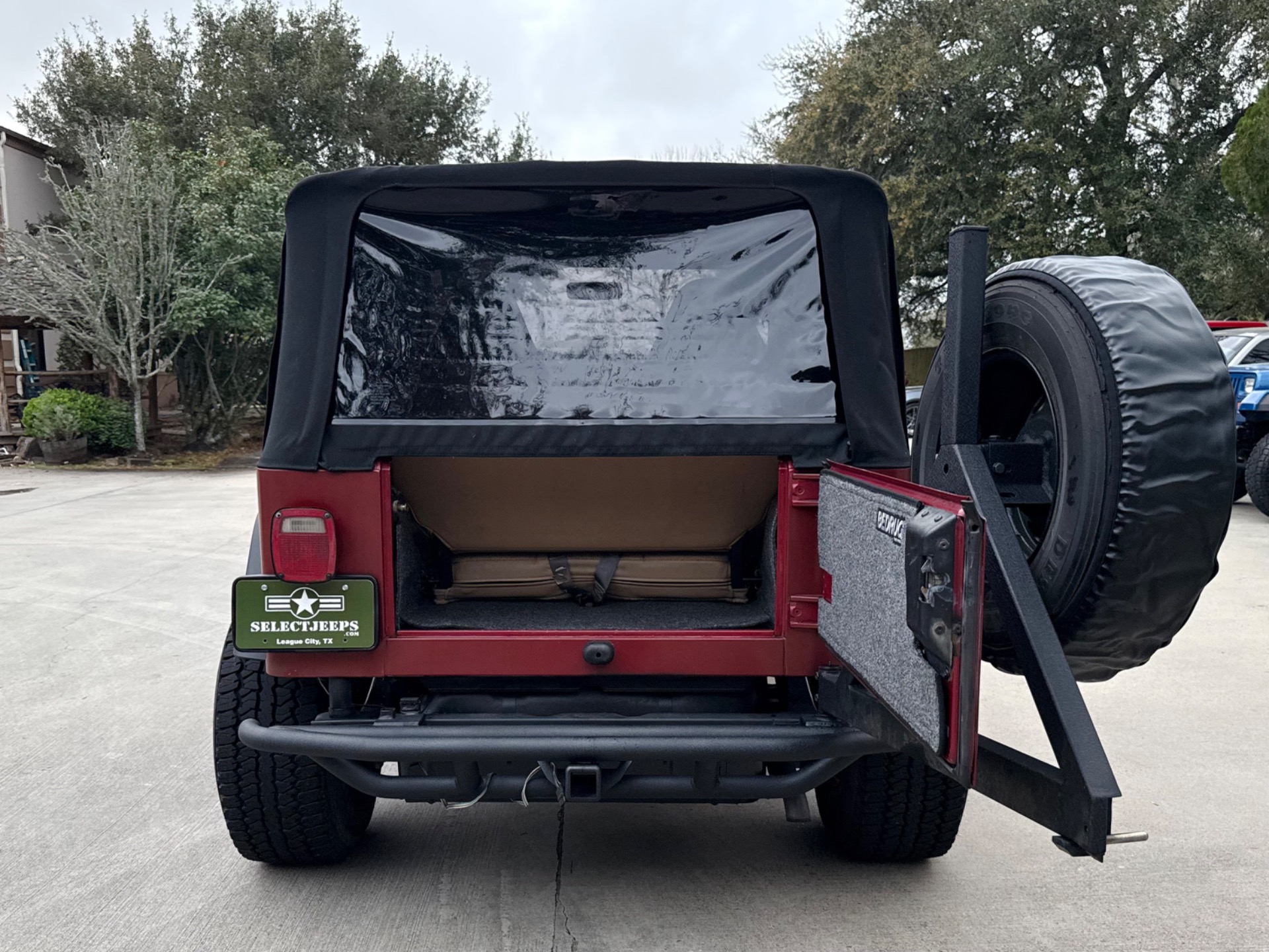 Used-2000-Jeep-Wrangler-Sport