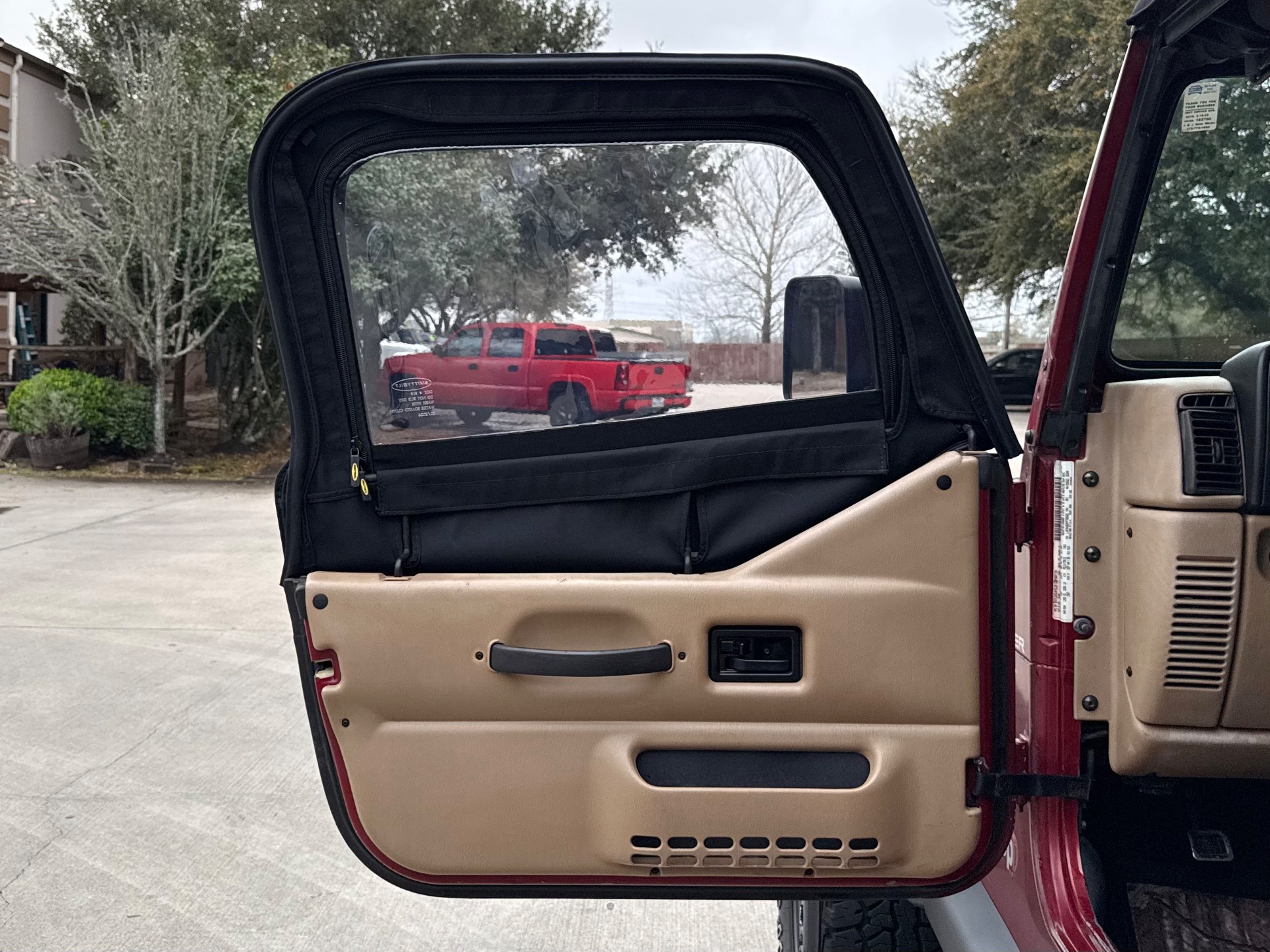 Used-2000-Jeep-Wrangler-Sport