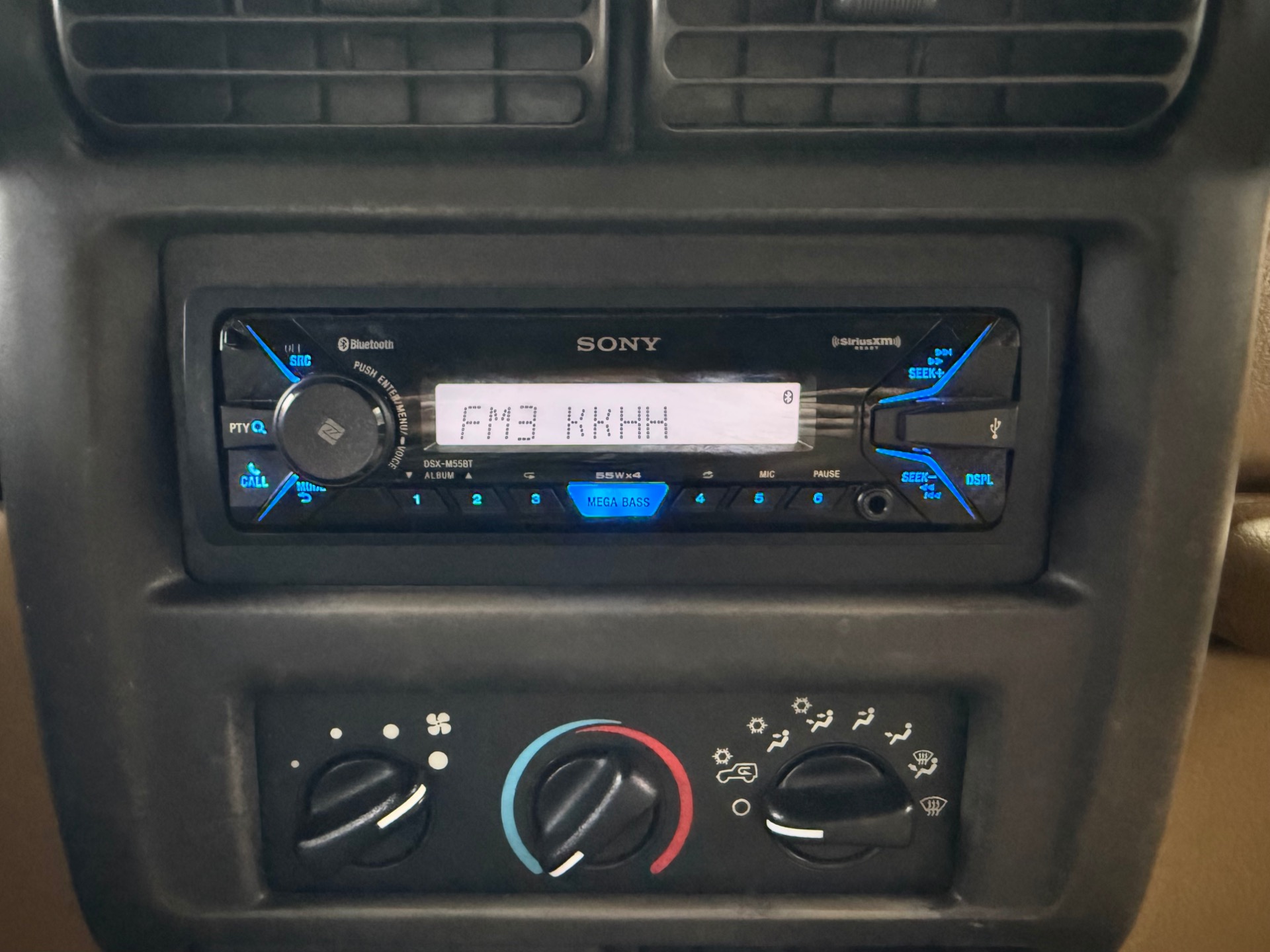 Used-2000-Jeep-Wrangler-Sport