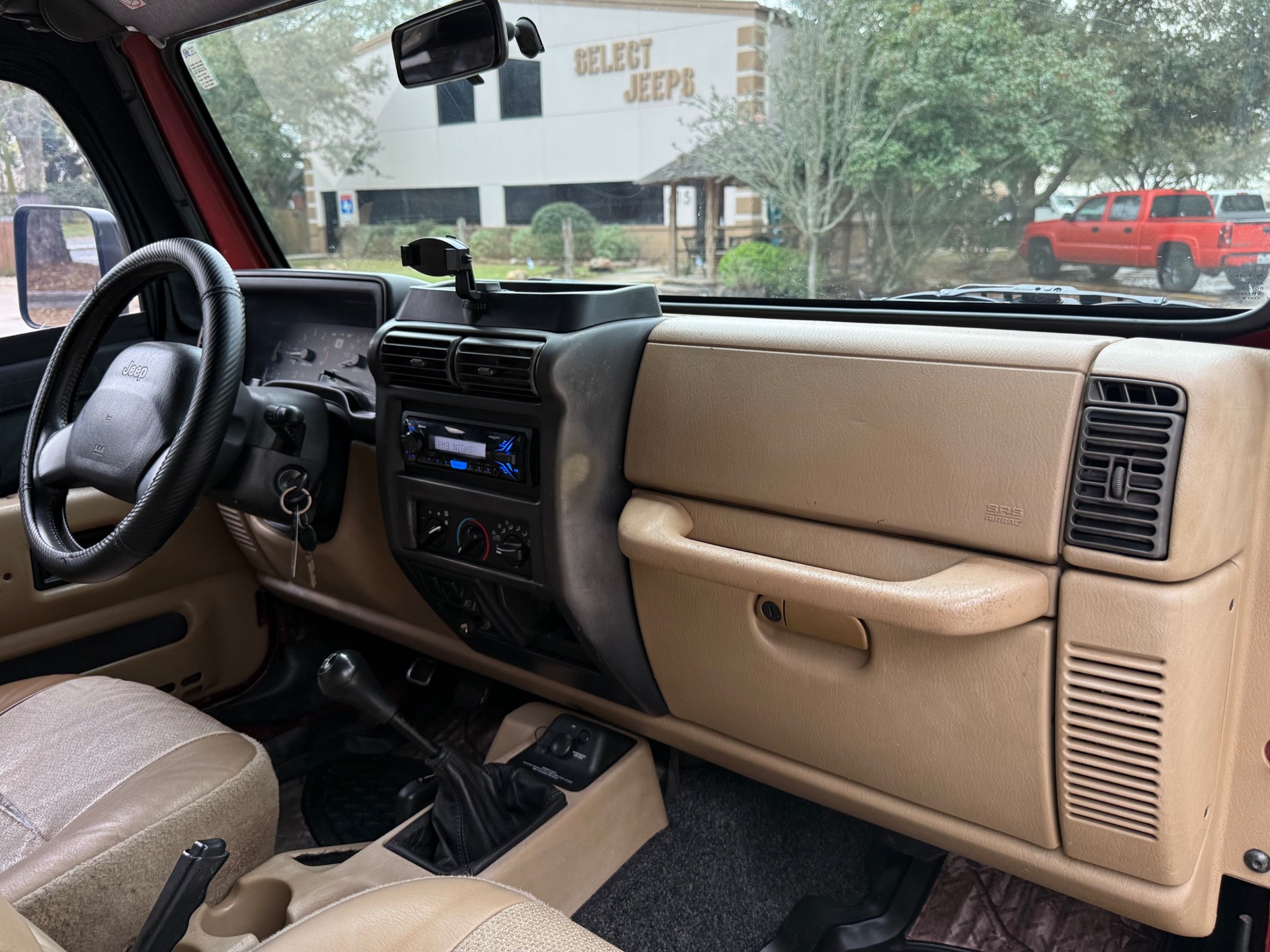 Used-2000-Jeep-Wrangler-Sport