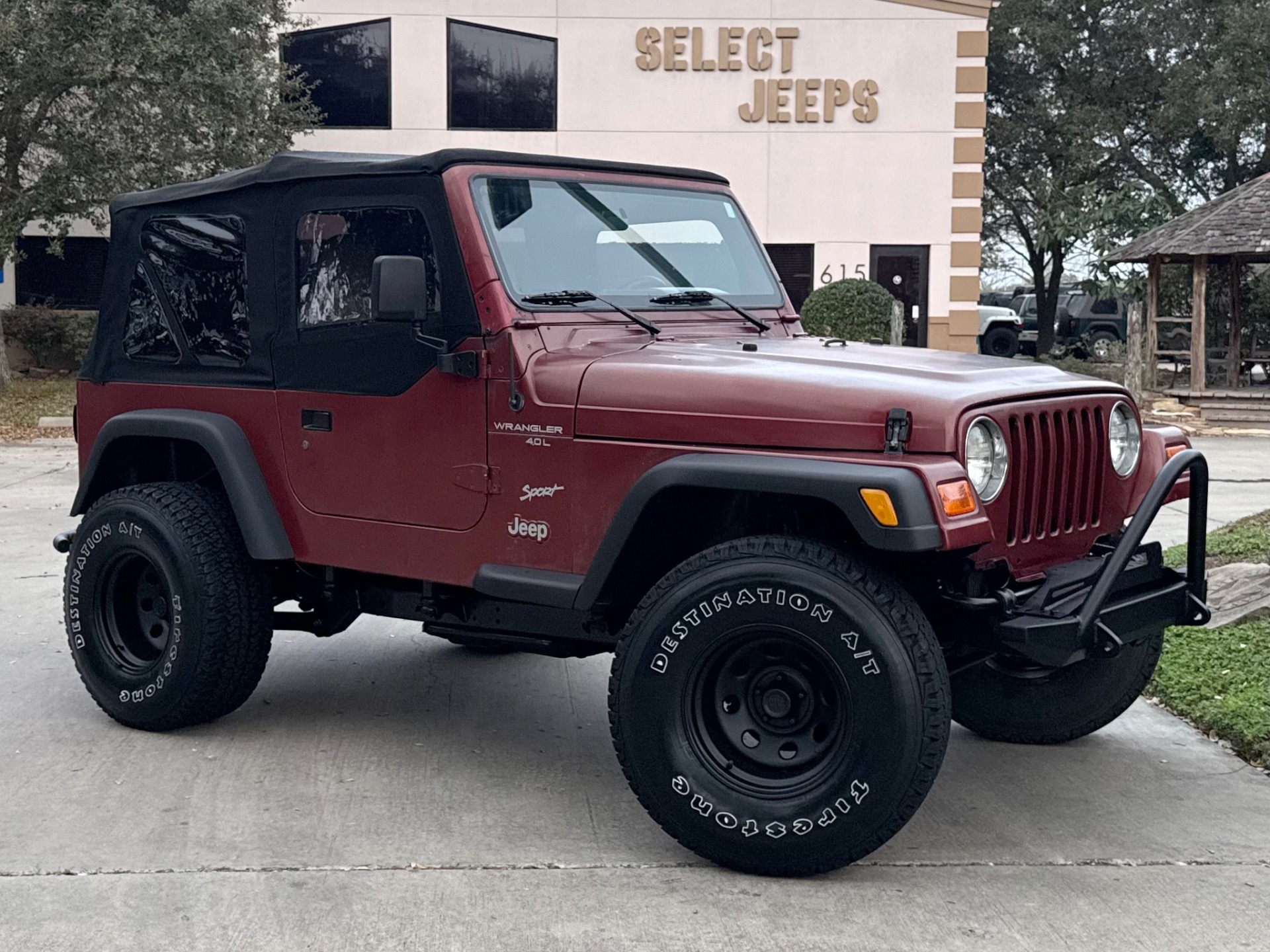 Used-2000-Jeep-Wrangler-Sport