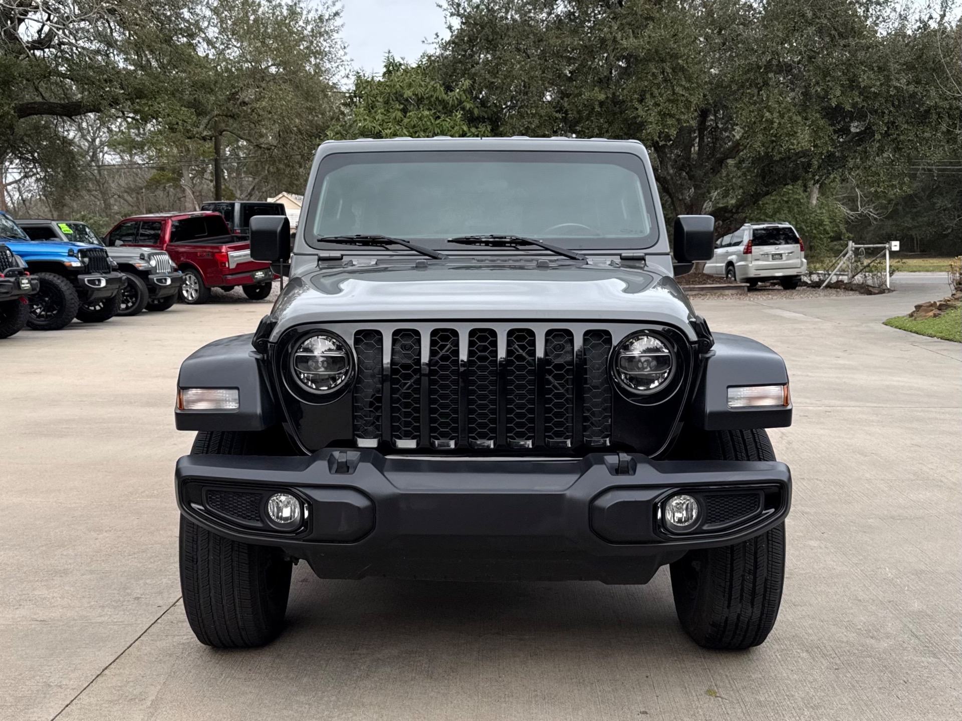 Used-2021-Jeep-Wrangler-Unlimited-Willys