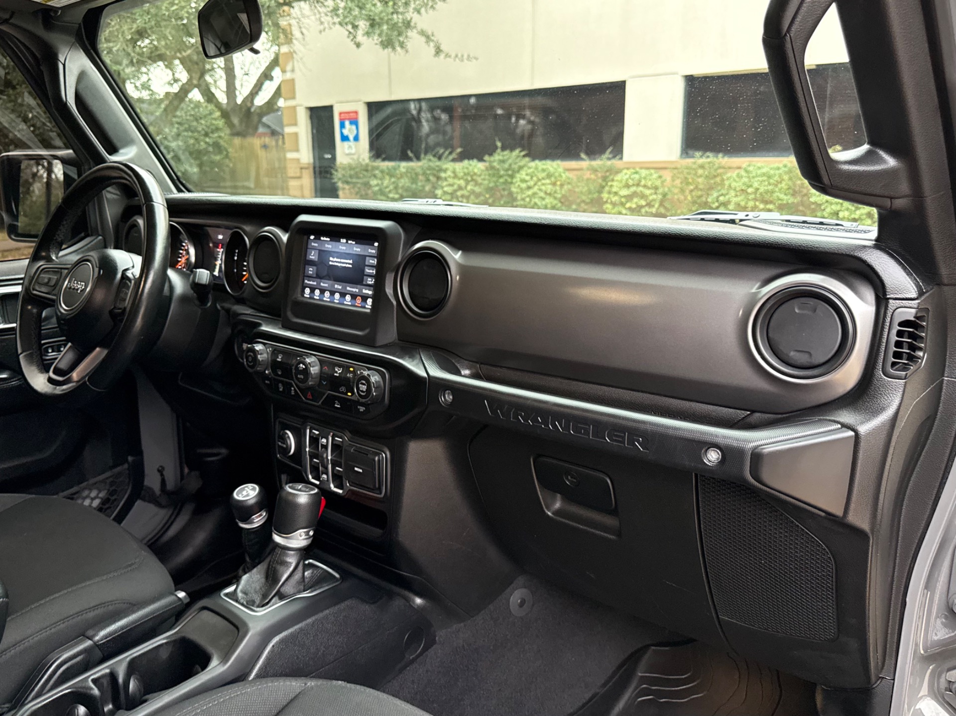 Used-2021-Jeep-Wrangler-Unlimited-Willys