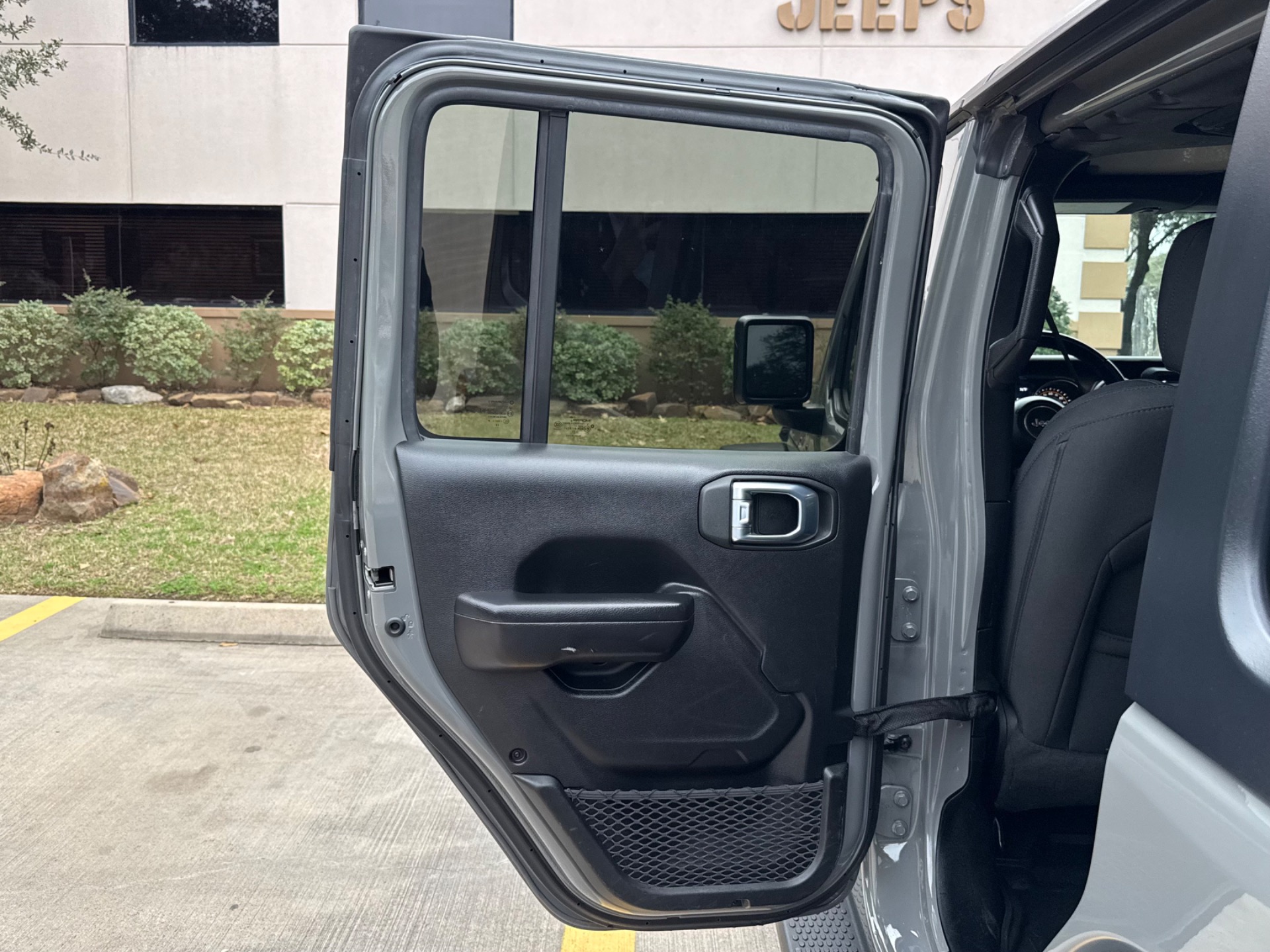 Used-2021-Jeep-Wrangler-Unlimited-Willys