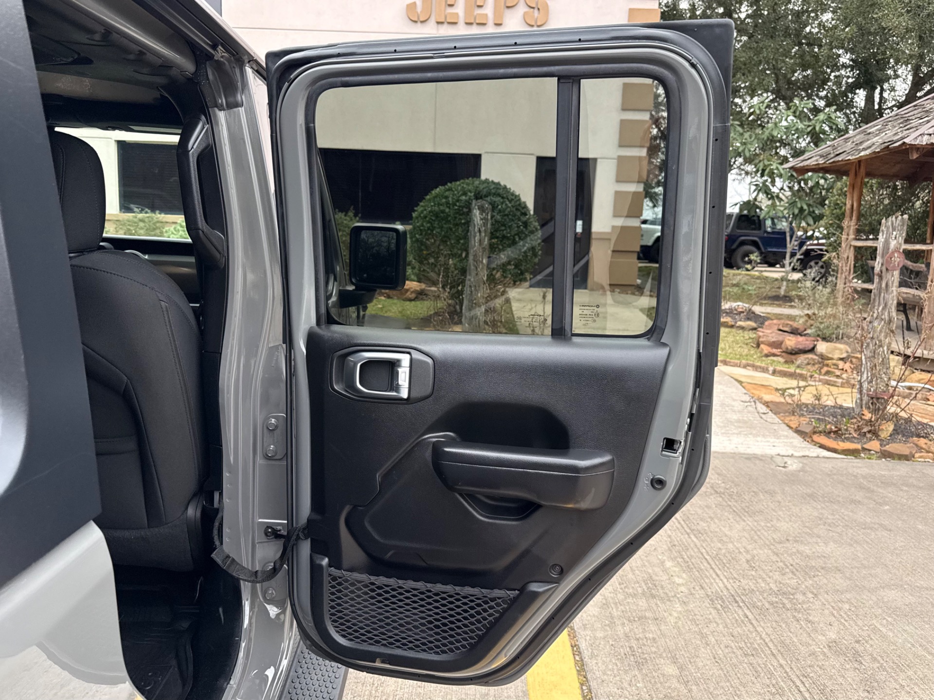 Used-2021-Jeep-Wrangler-Unlimited-Willys