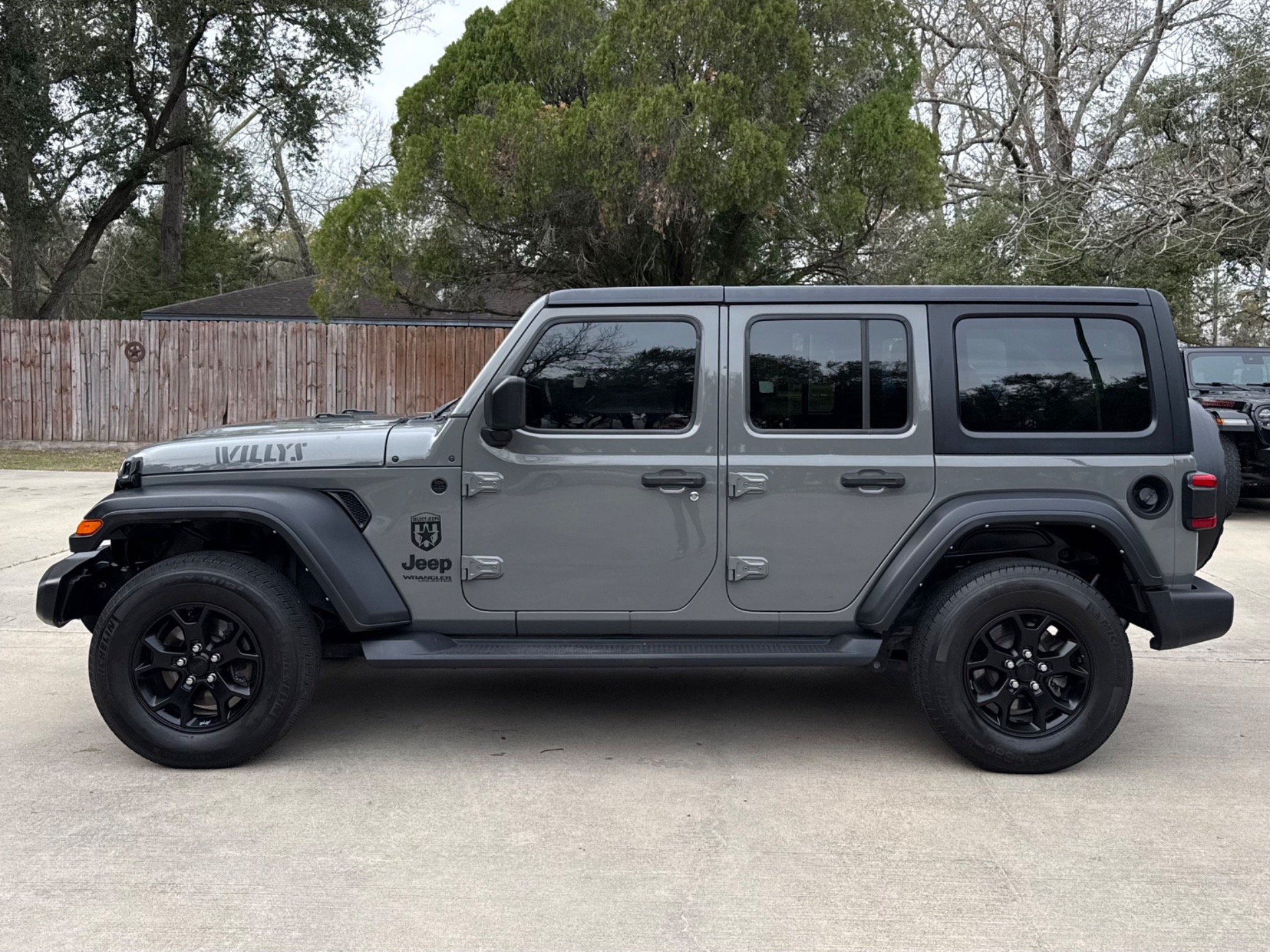 Used-2021-Jeep-Wrangler-Unlimited-Willys
