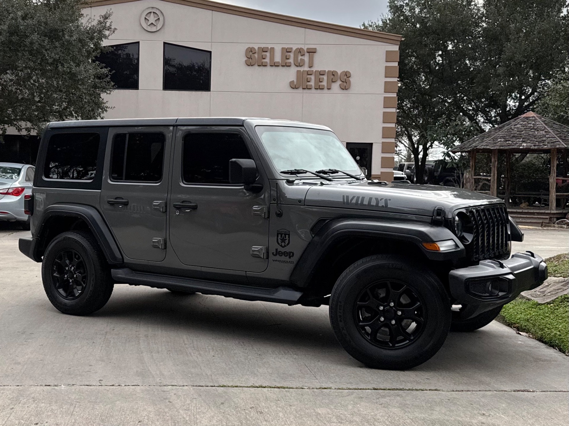Used-2021-Jeep-Wrangler-Unlimited-Willys