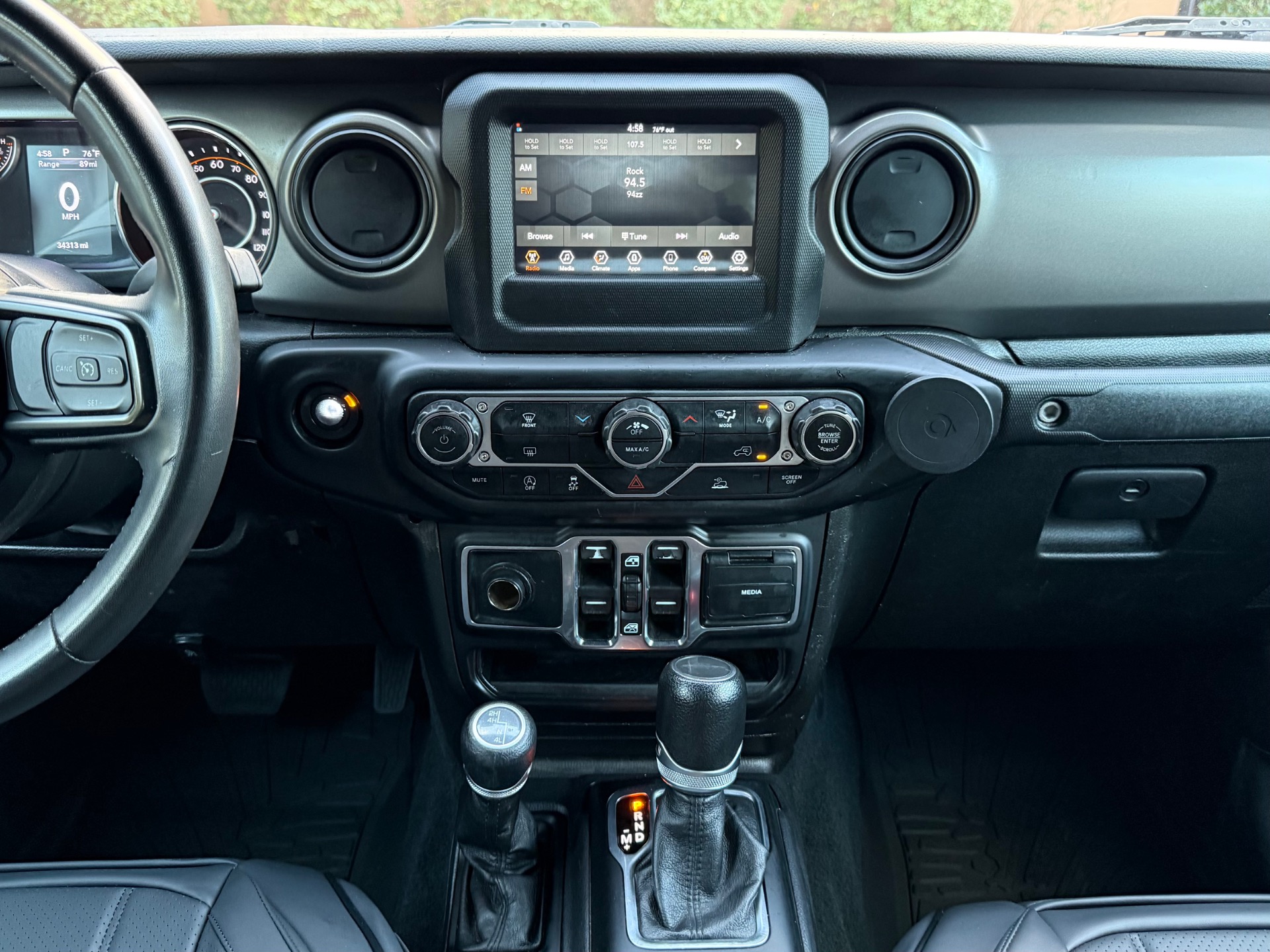 Used-2023-Jeep-Gladiator-Sport-S