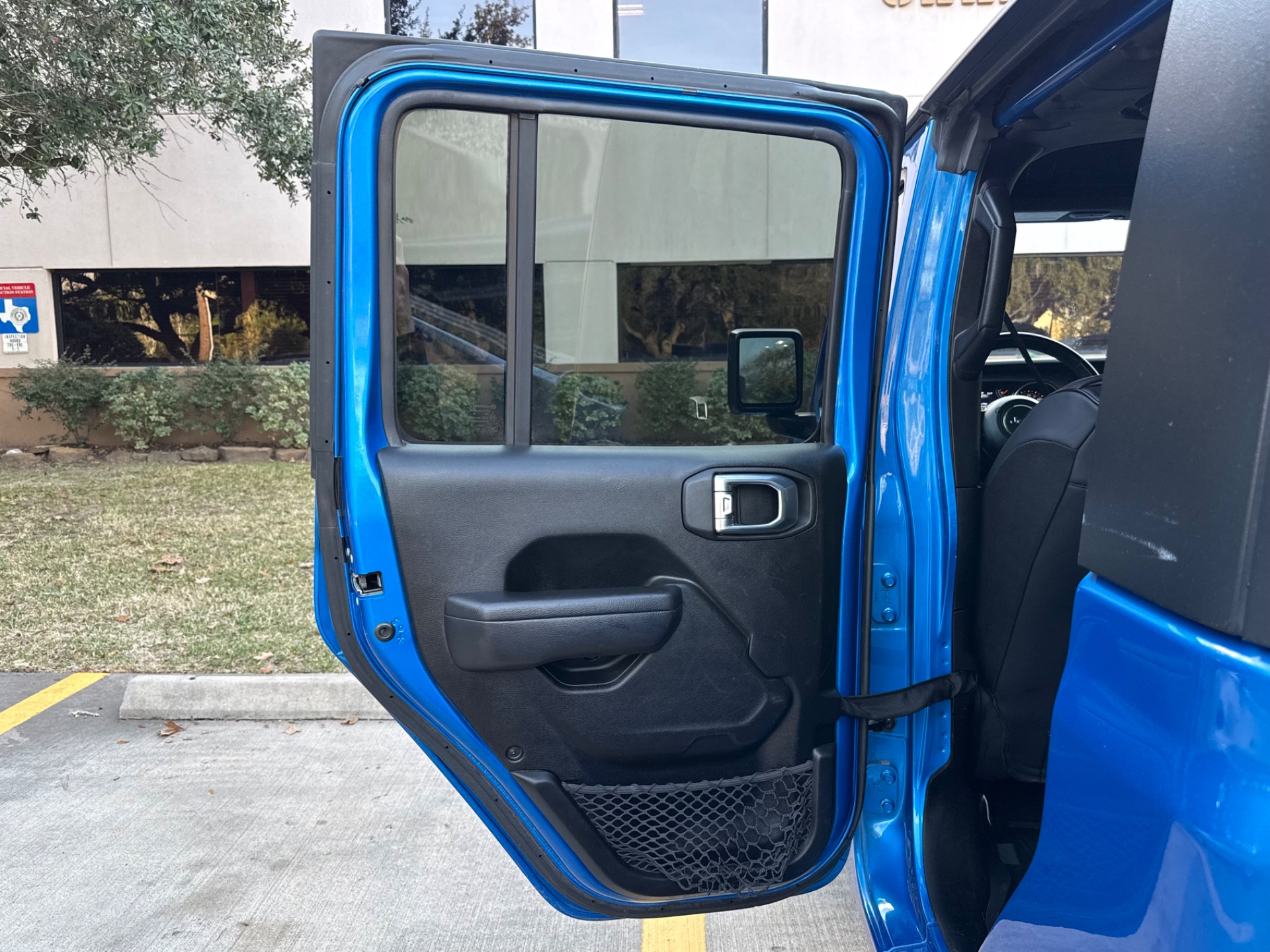 Used-2023-Jeep-Gladiator-Sport-S