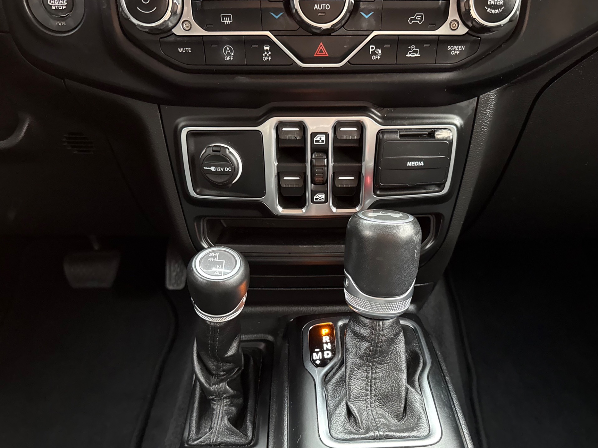 Used-2021-Jeep-Wrangler-Unlimited-Sahara-Altitude