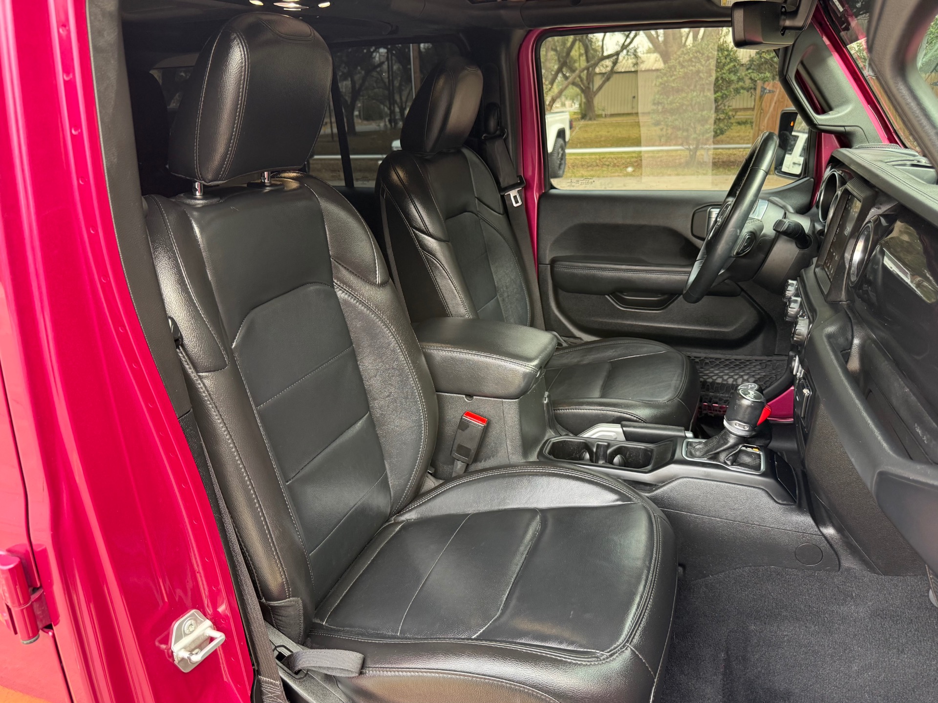 Used-2021-Jeep-Wrangler-Unlimited-Sahara-Altitude