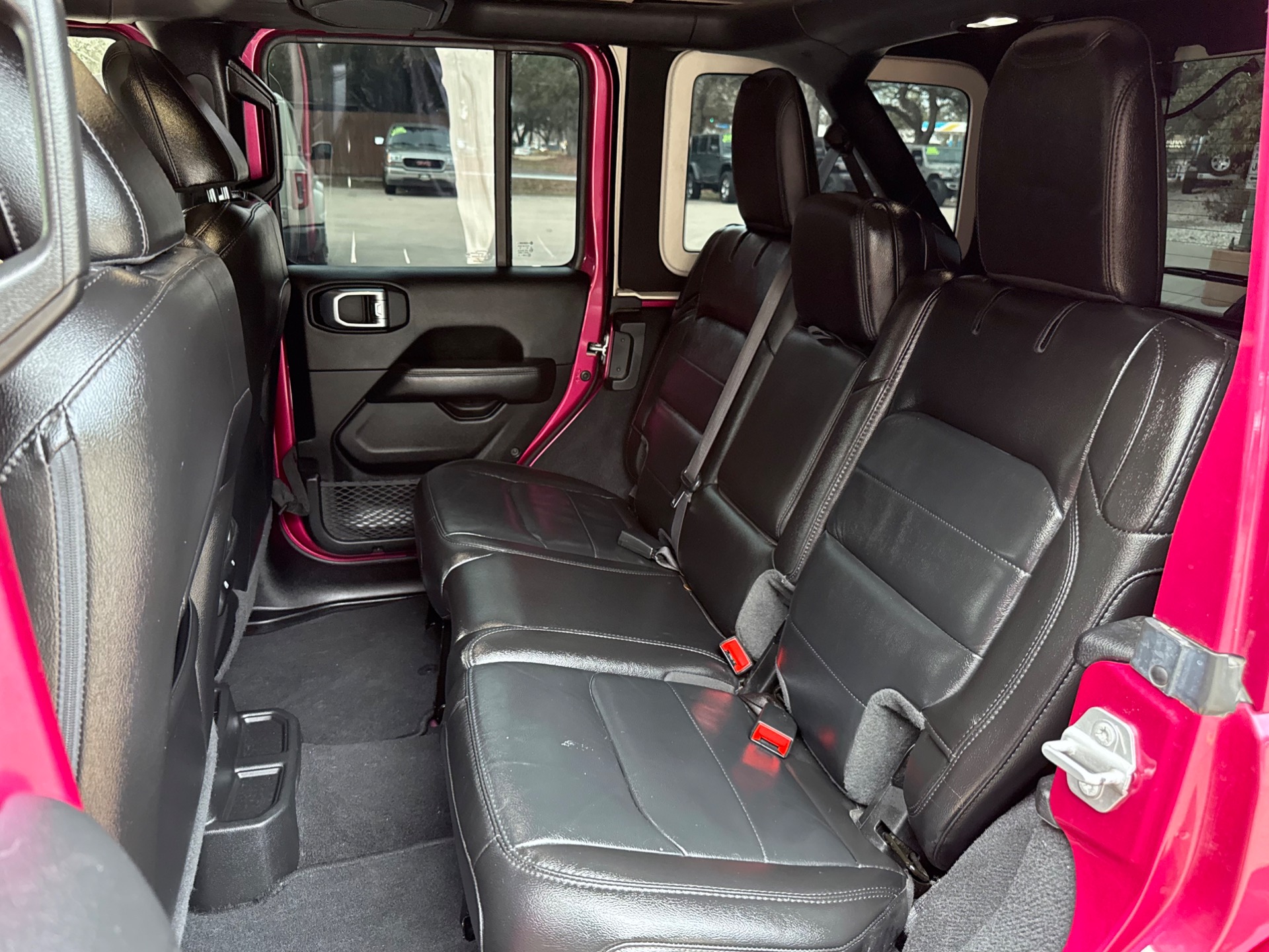 Used-2021-Jeep-Wrangler-Unlimited-Sahara-Altitude